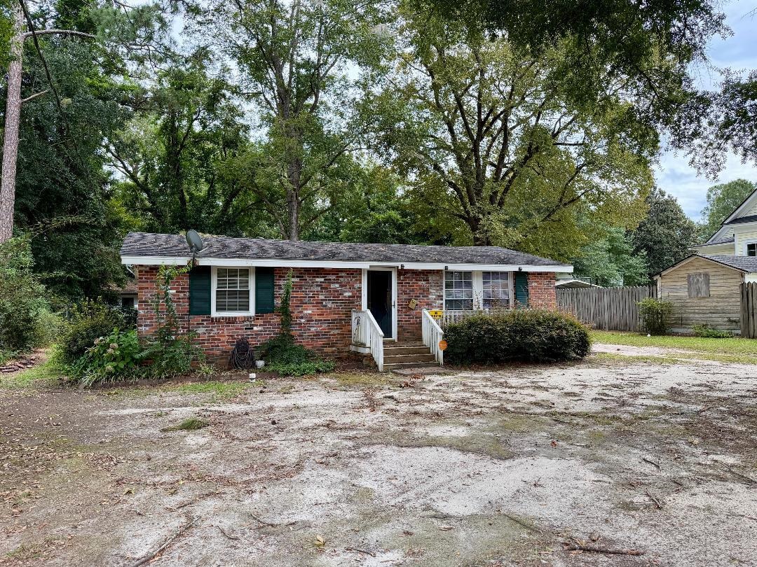806 Windsor Way Property Photo 2