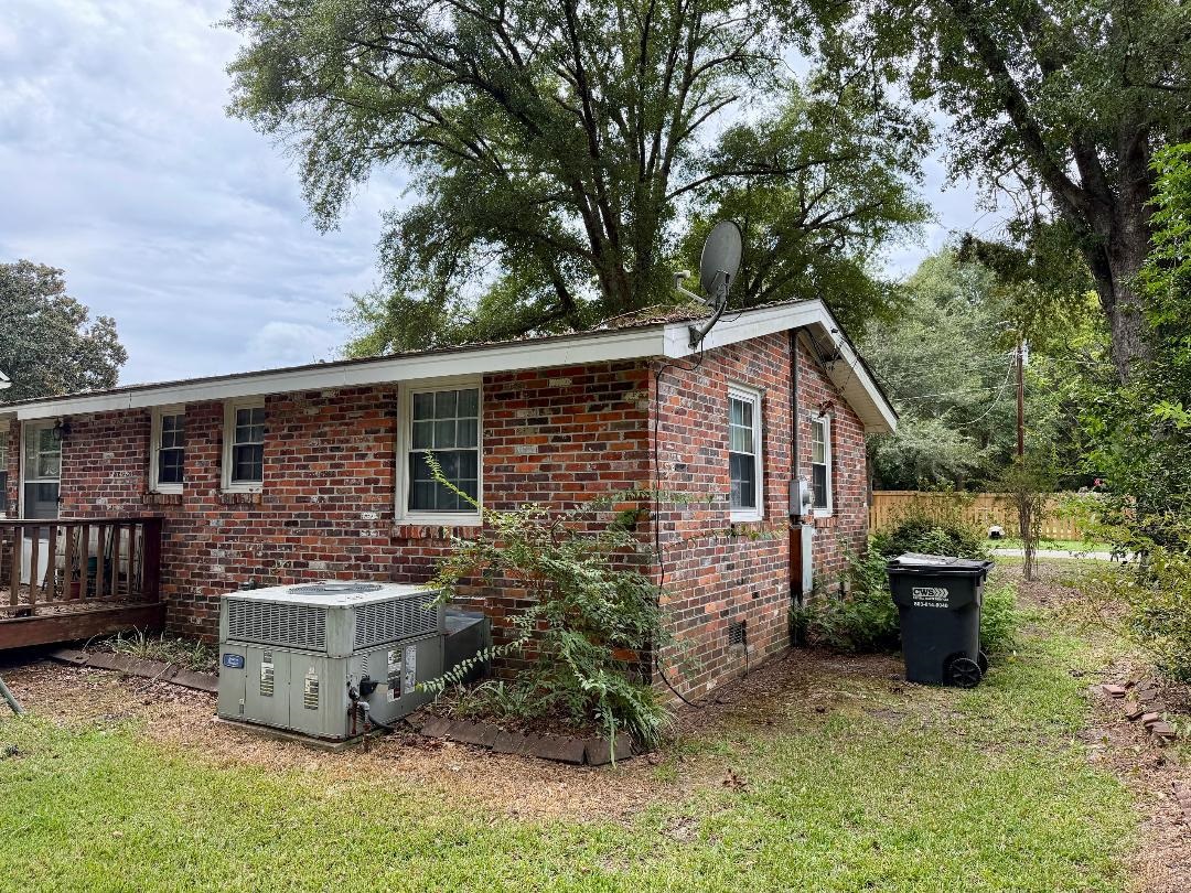 806 Windsor Way Property Photo 6