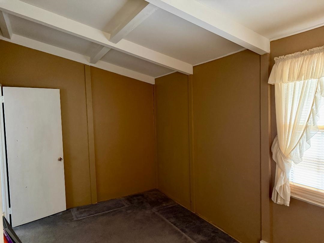 806 Windsor Way Property Photo 12