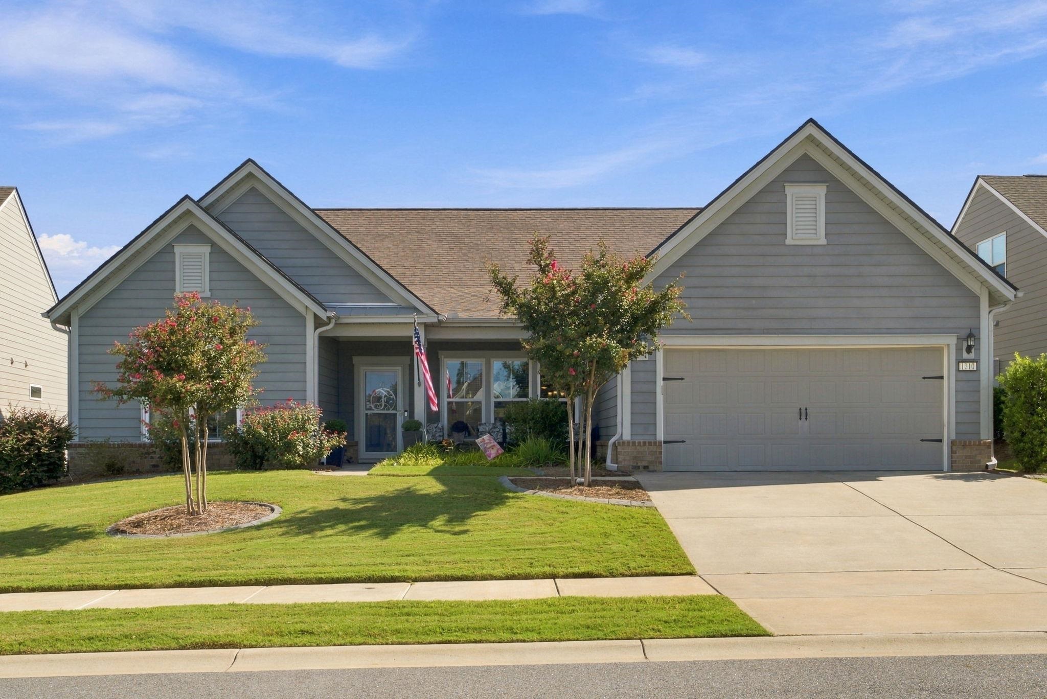 1210 Glarentza St. Property Photo 1