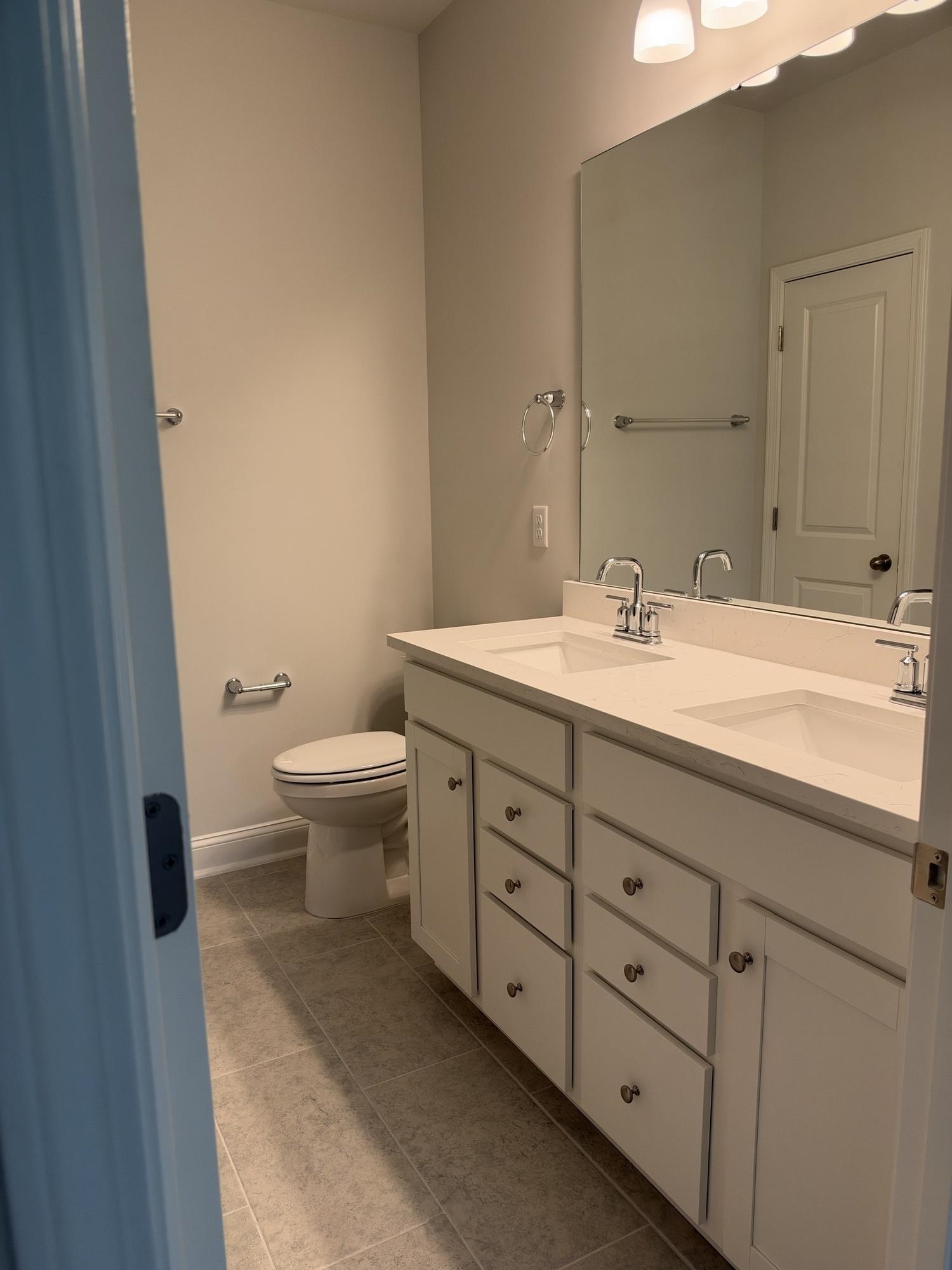 403 River Edge Dr. Property Photo 5