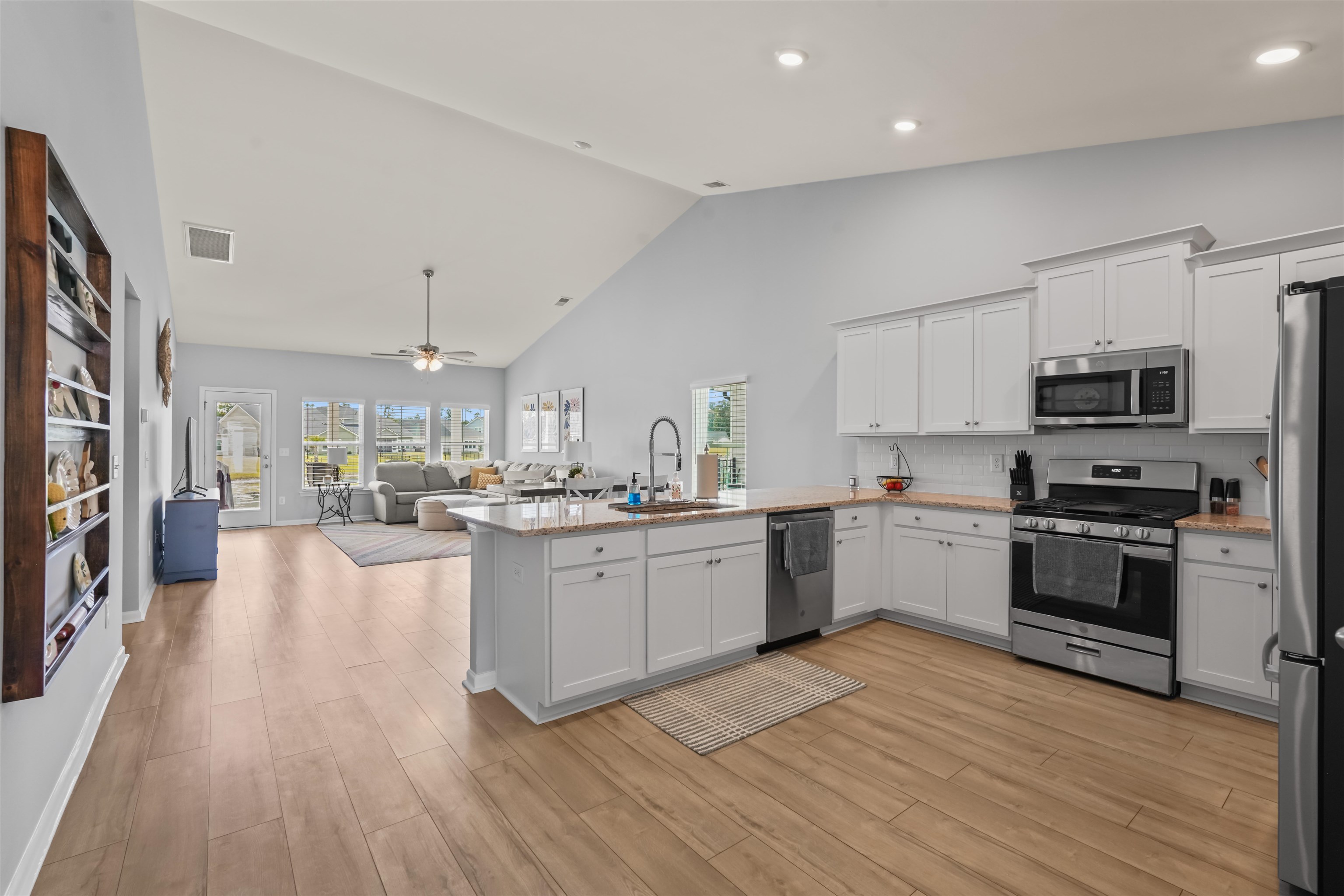 336 Empyrean Circle Property Photo 6