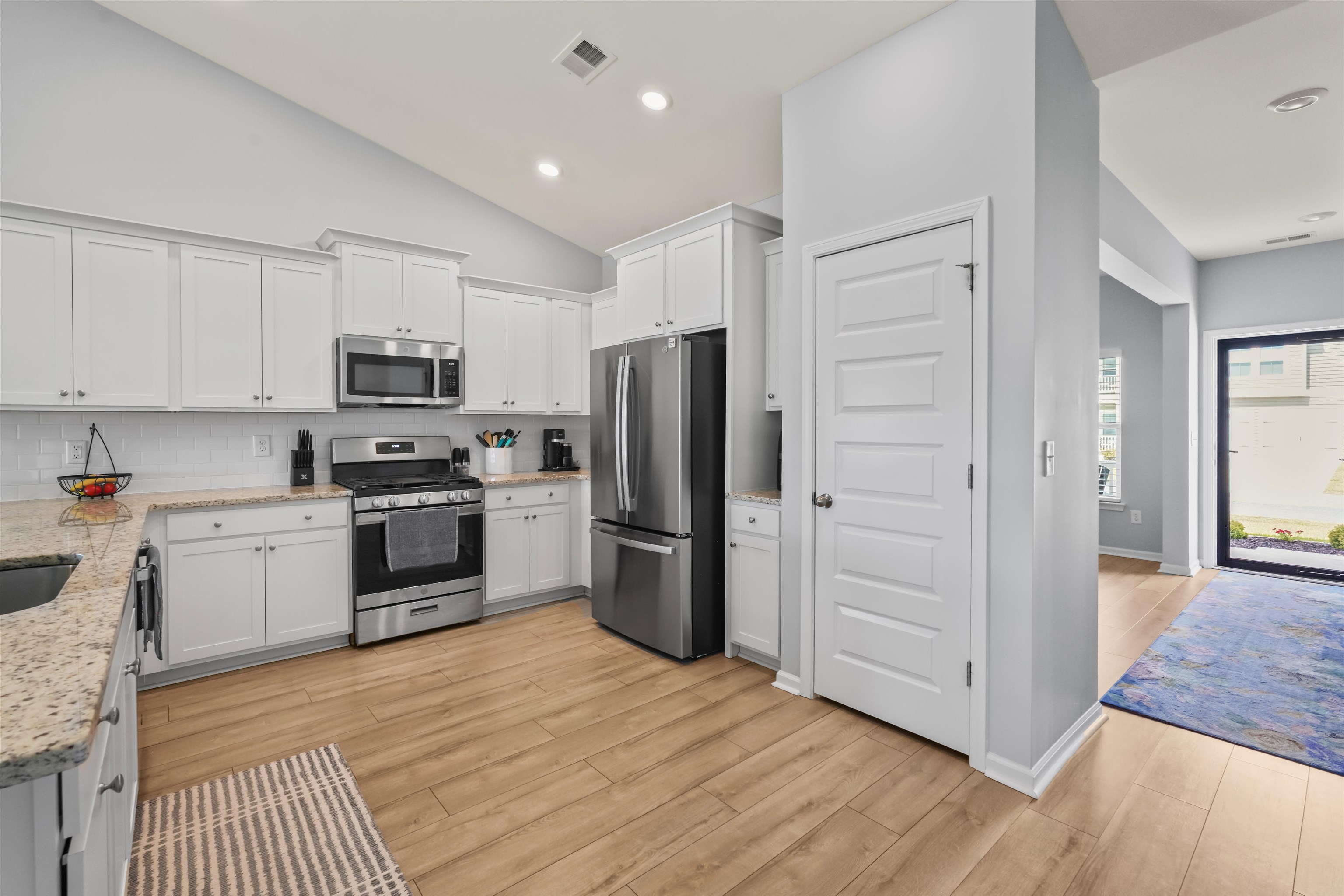 336 Empyrean Circle Property Photo 8