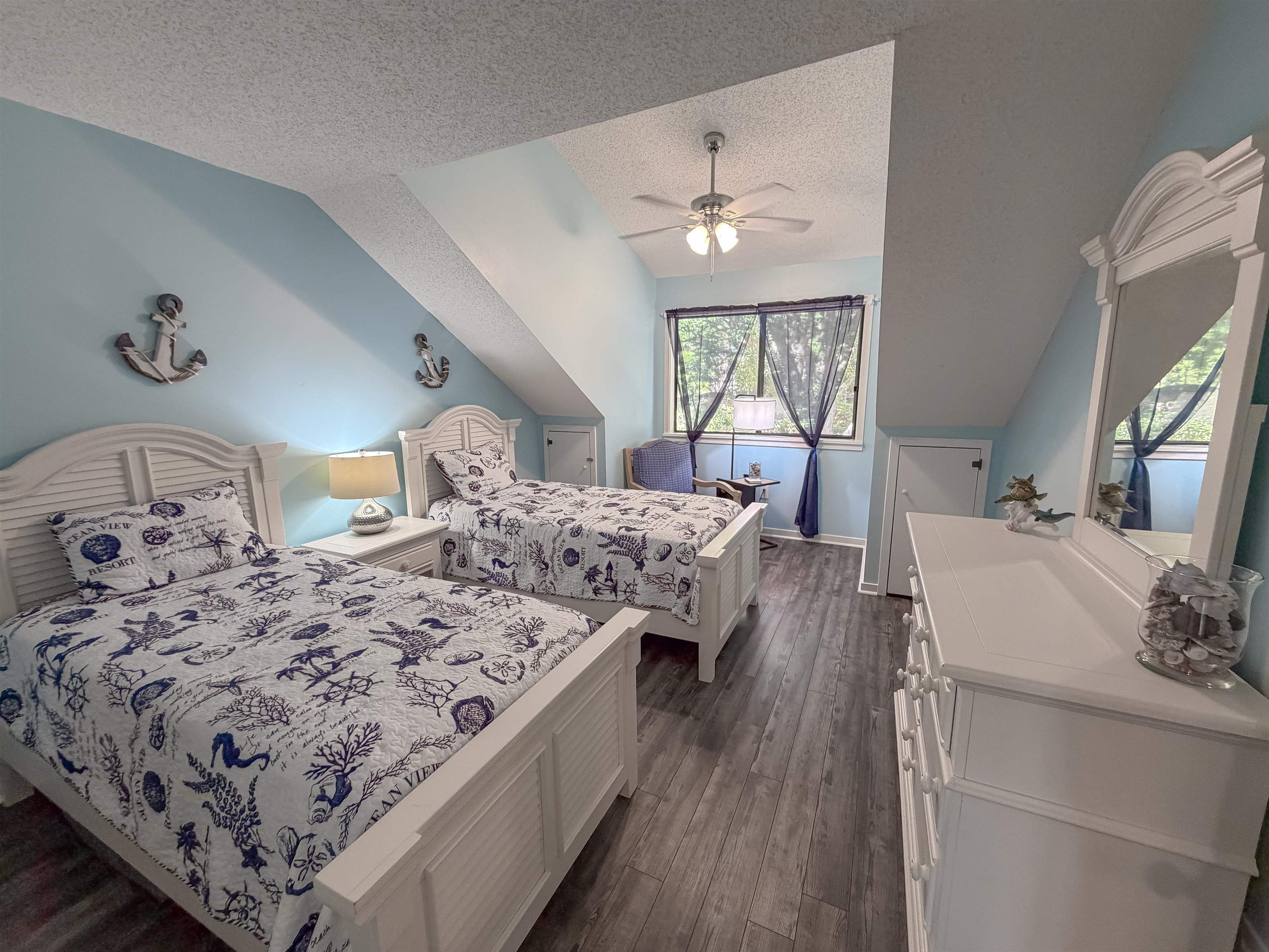 141 Hartland Dr. Property Photo 26