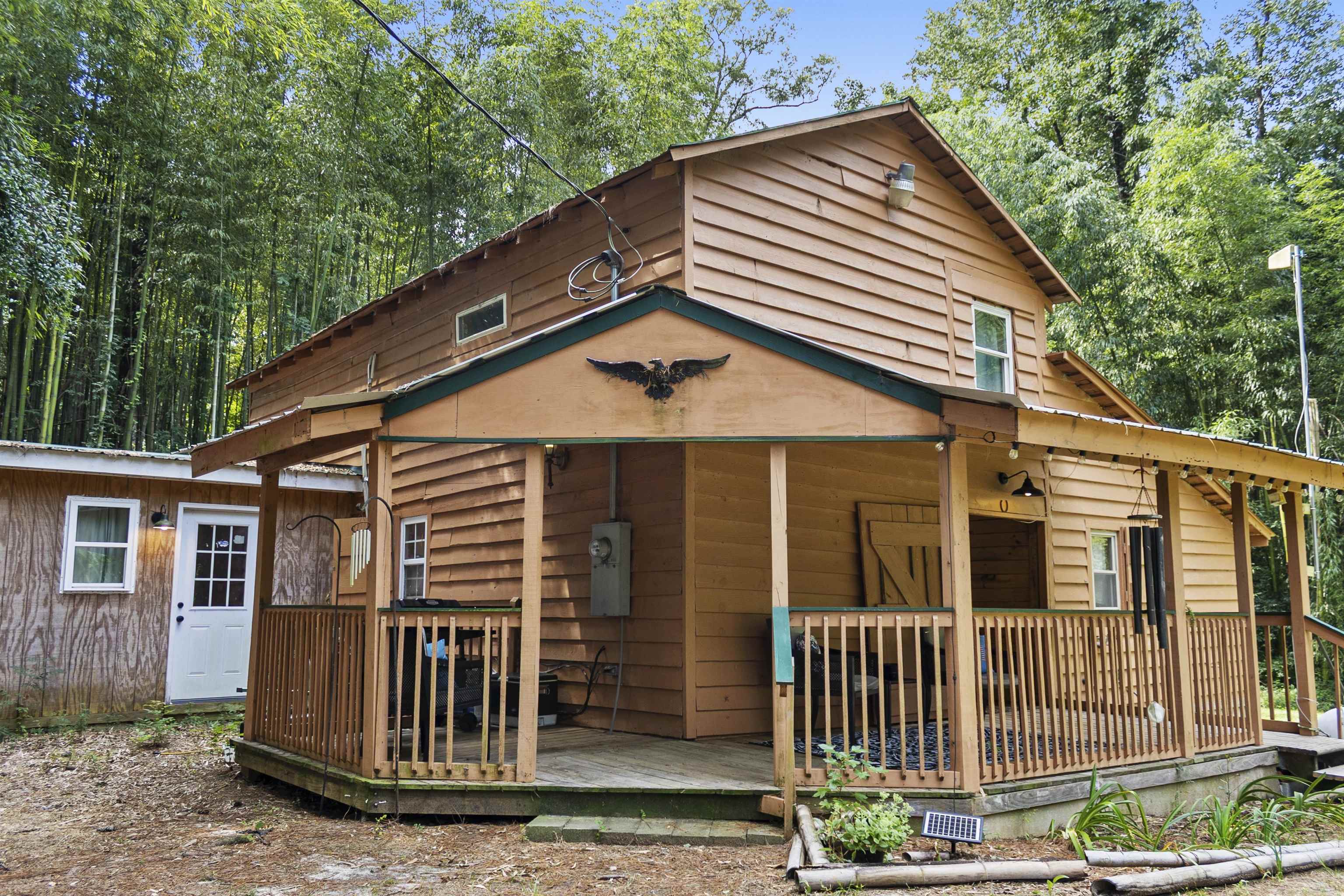 2407 Nichols Hwy. Property Photo 1