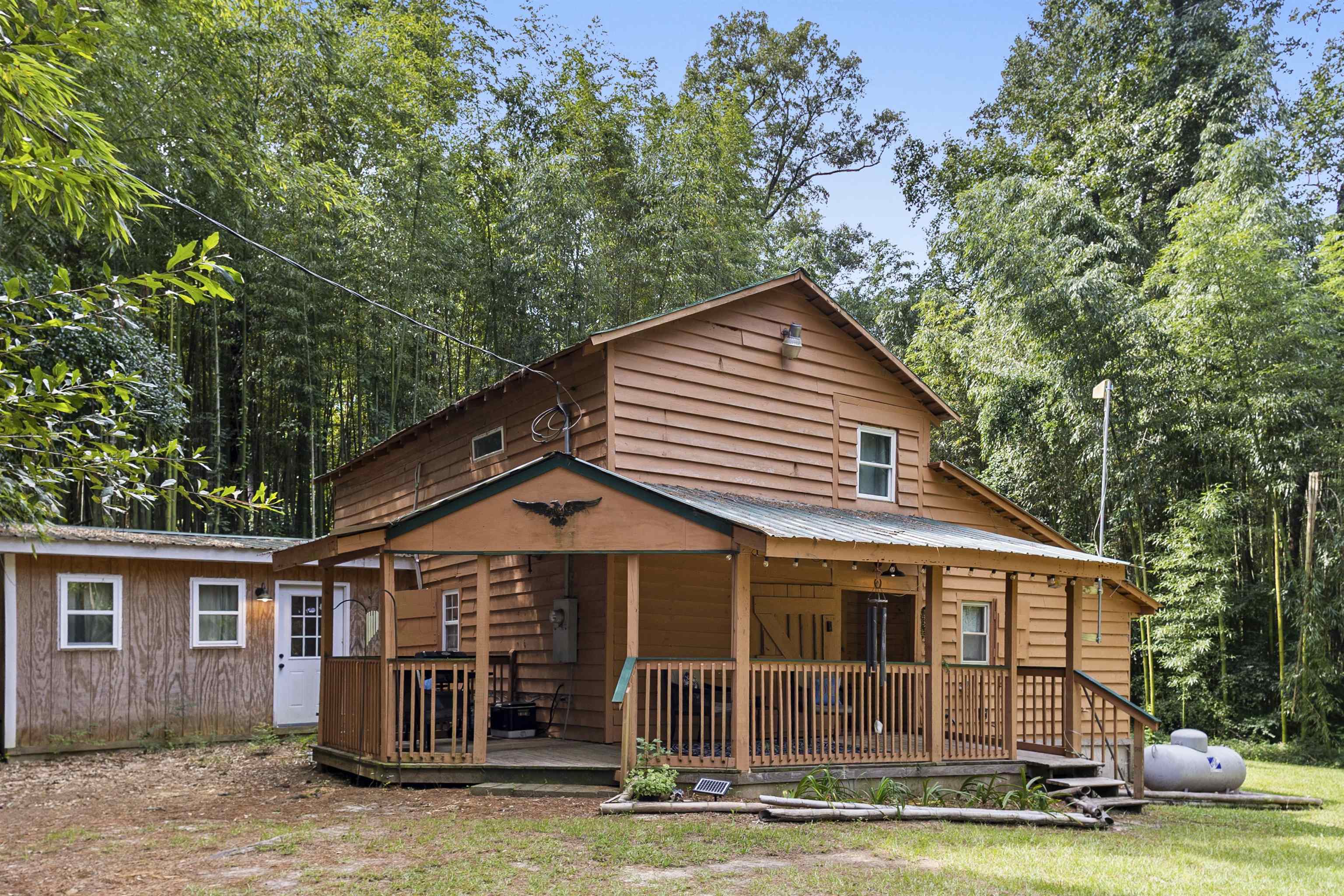 2407 Nichols Hwy. Property Photo 3