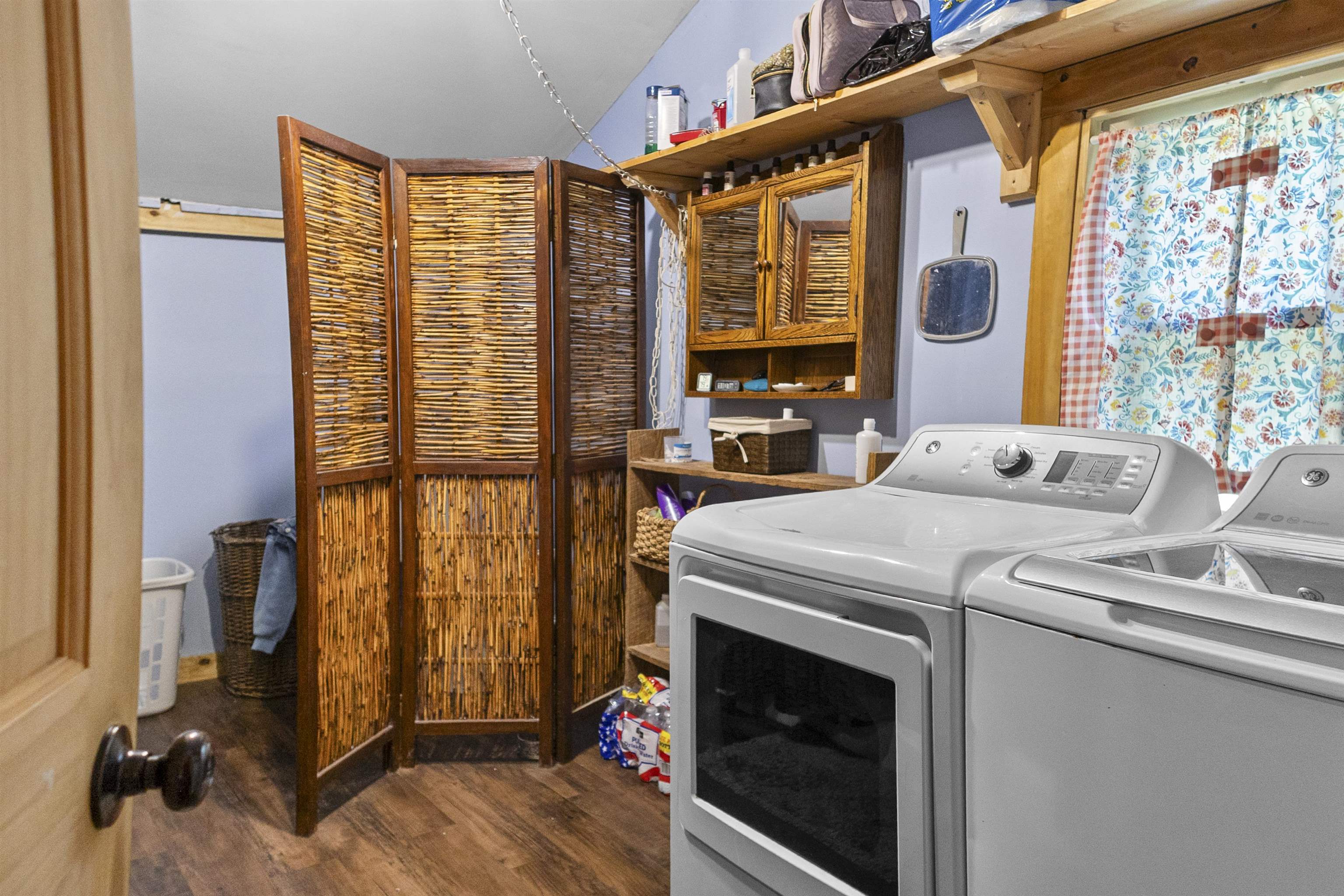 2407 Nichols Hwy. Property Photo 11