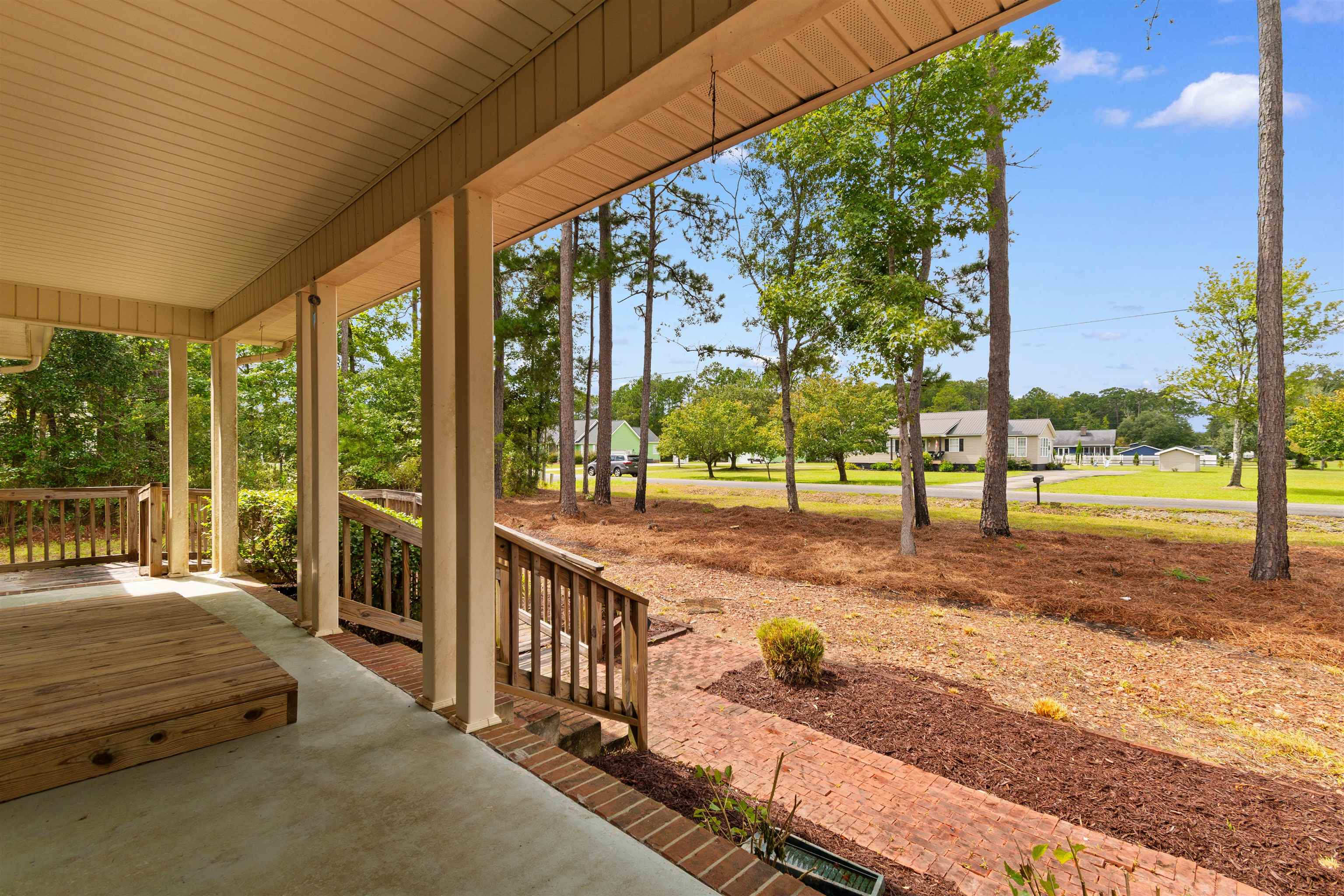 301 Deer Run Ave. Property Photo 6