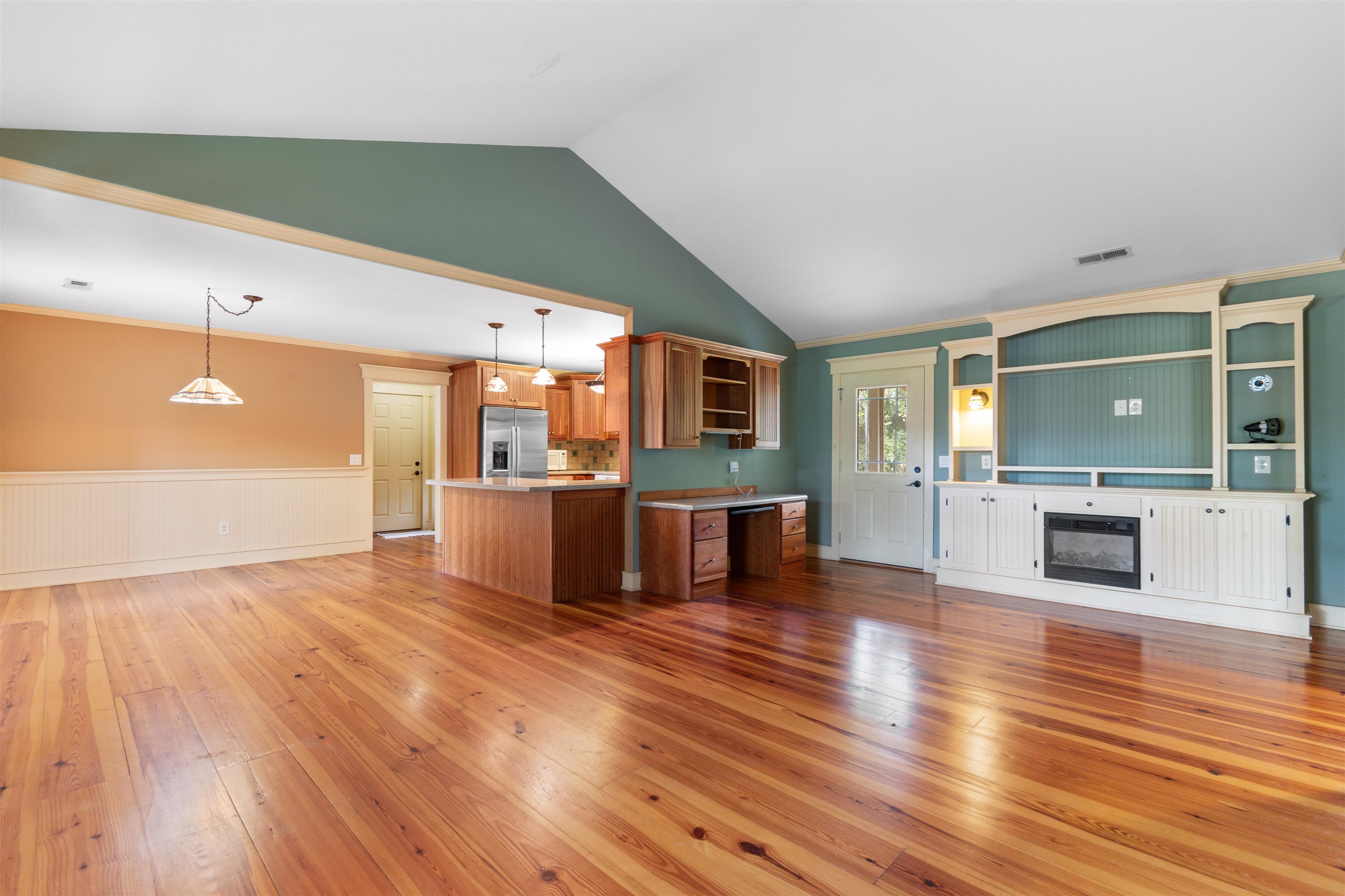 301 Deer Run Ave. Property Photo 14