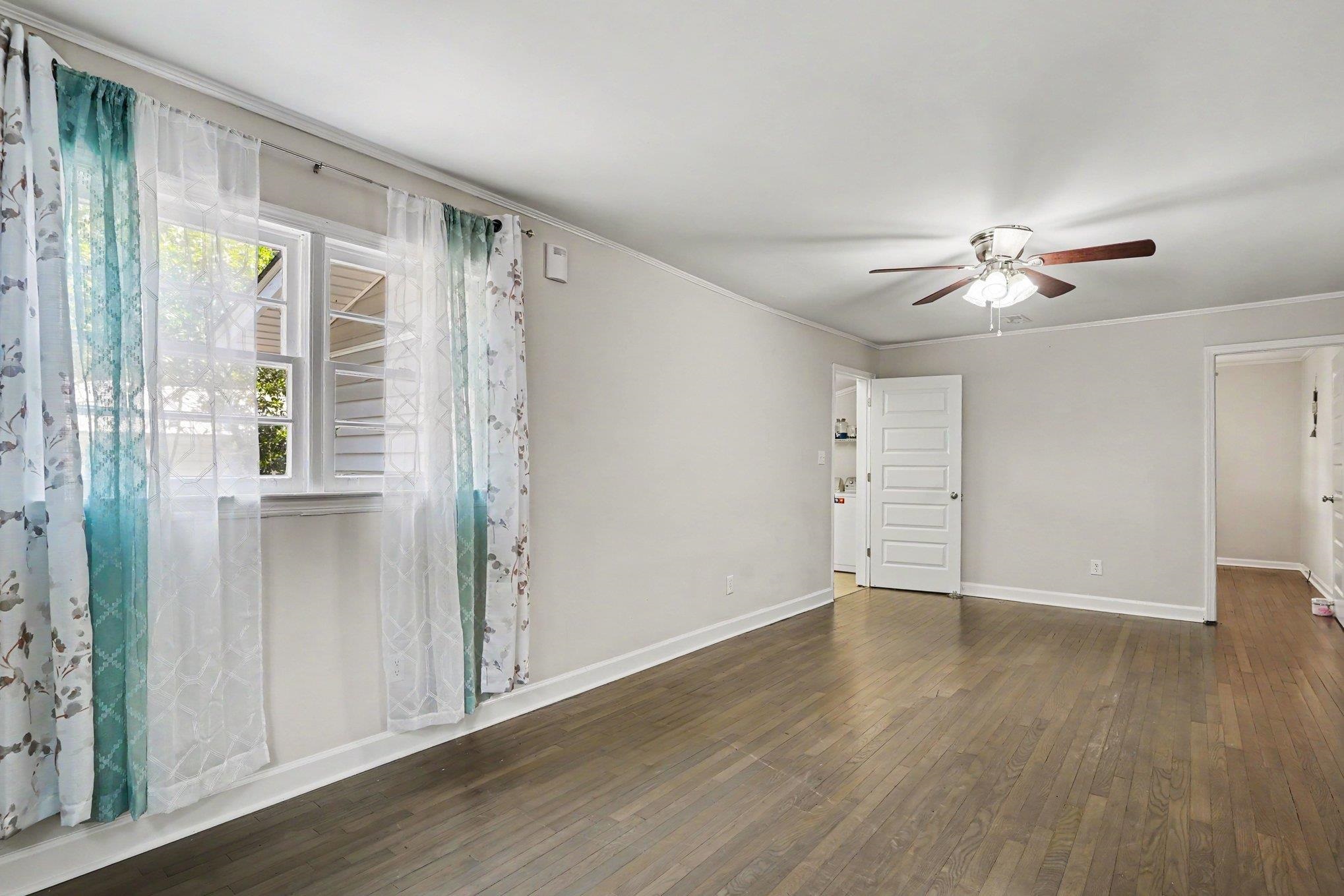 801 - B Bay St. Property Photo 11