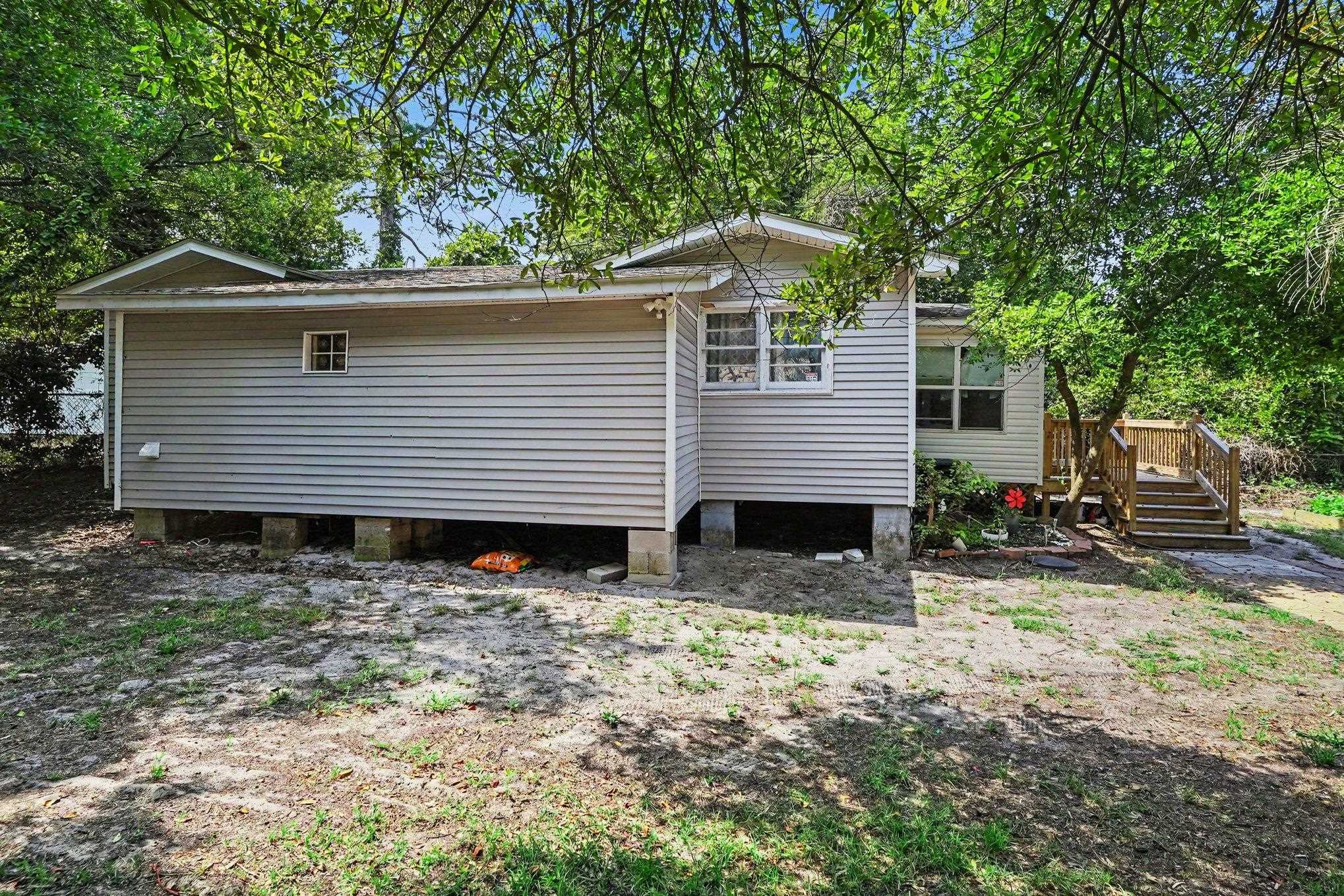 801 - B Bay St. Property Photo 22
