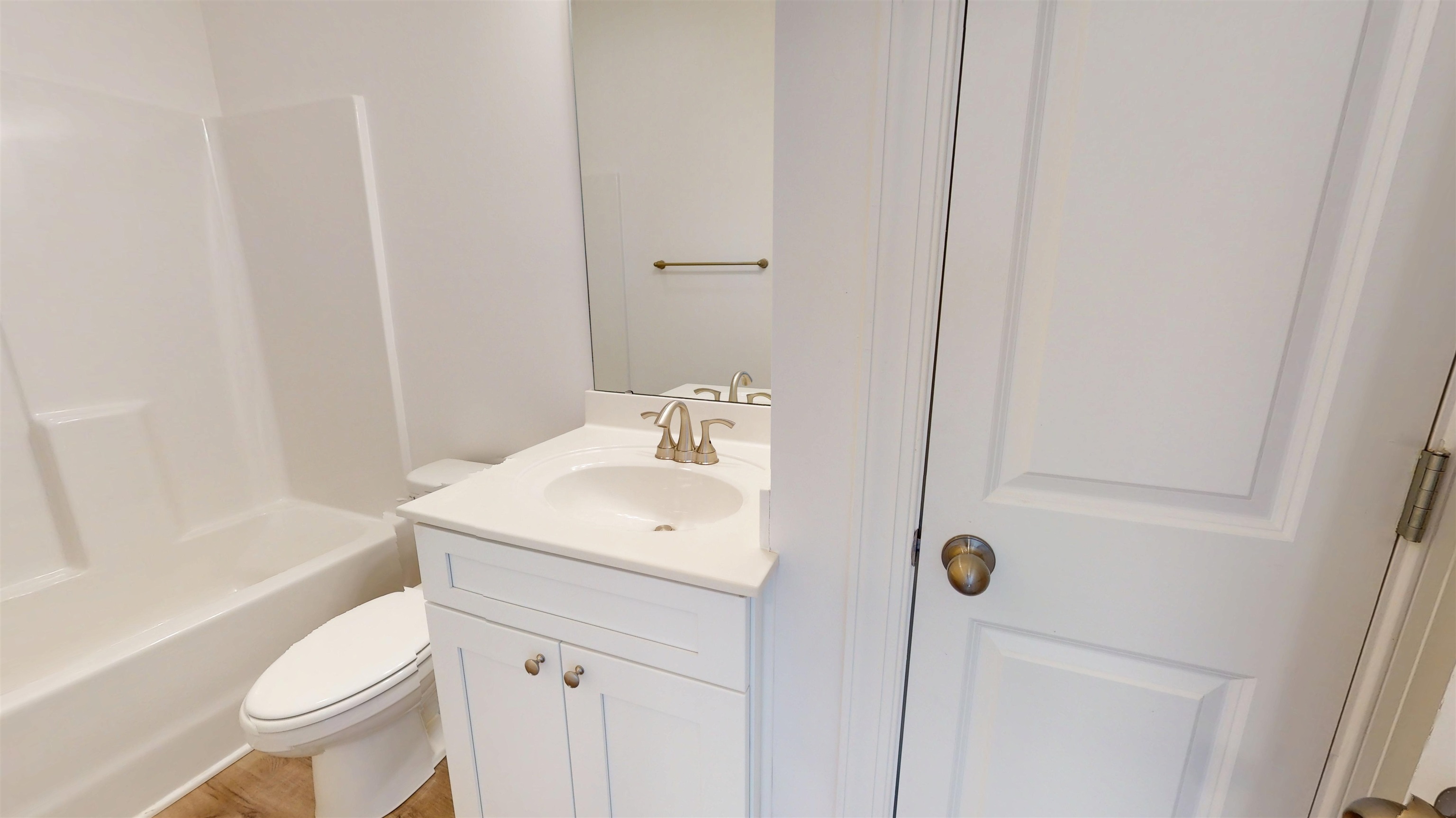 24 Wimbledon Ct. Property Photo 2