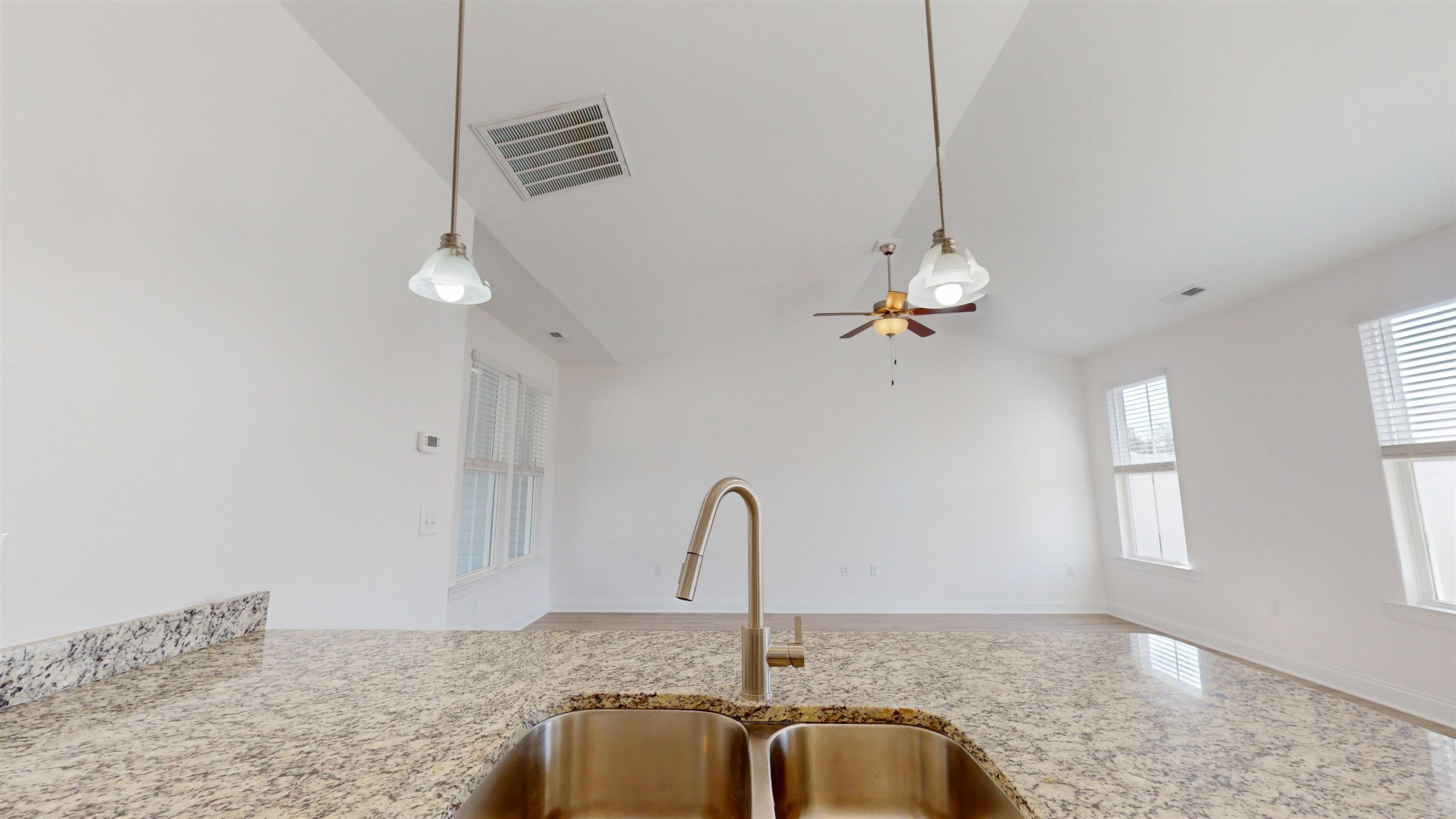 24 Wimbledon Ct. Property Photo 6