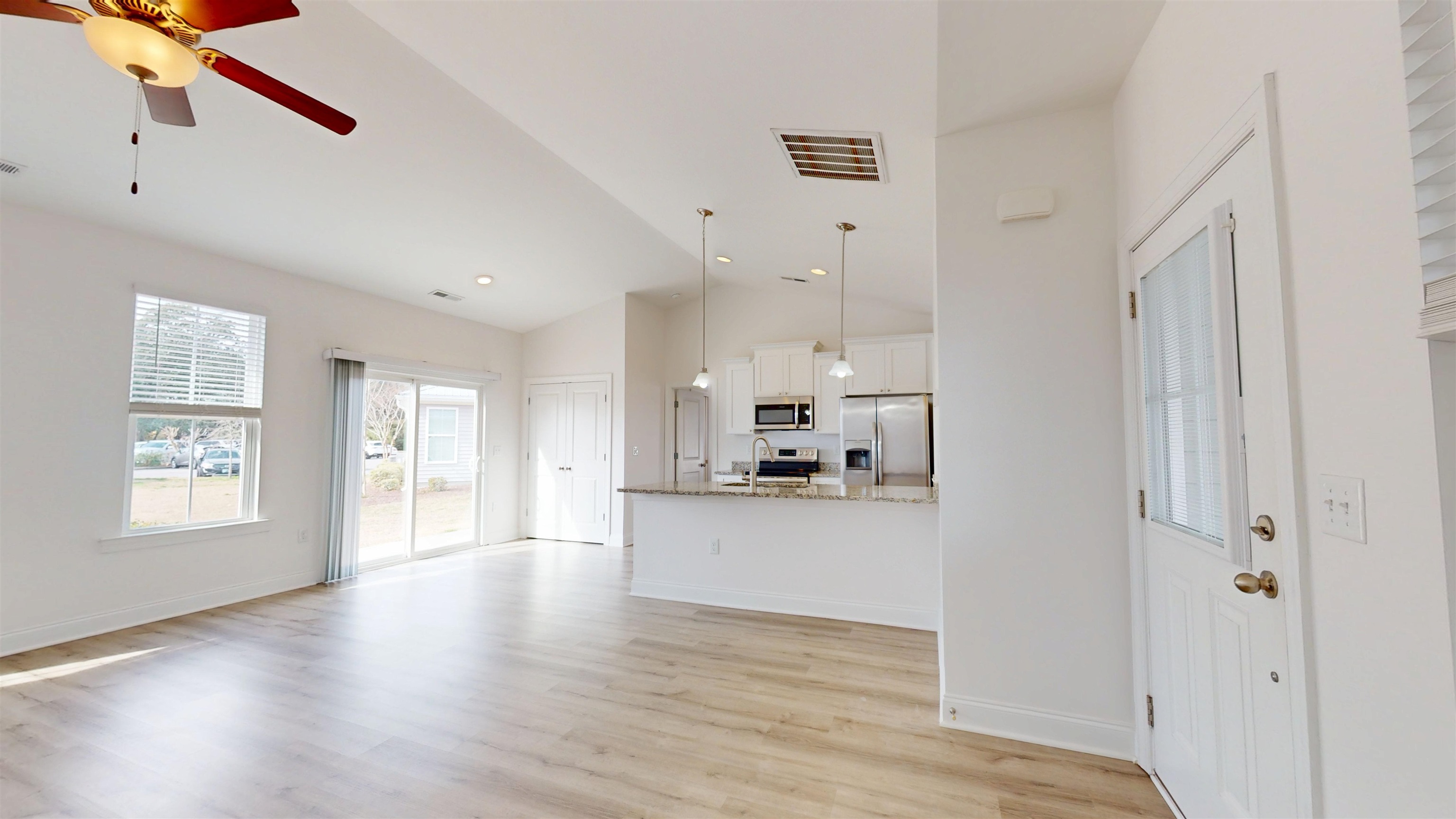 24 Wimbledon Ct. Property Photo 10