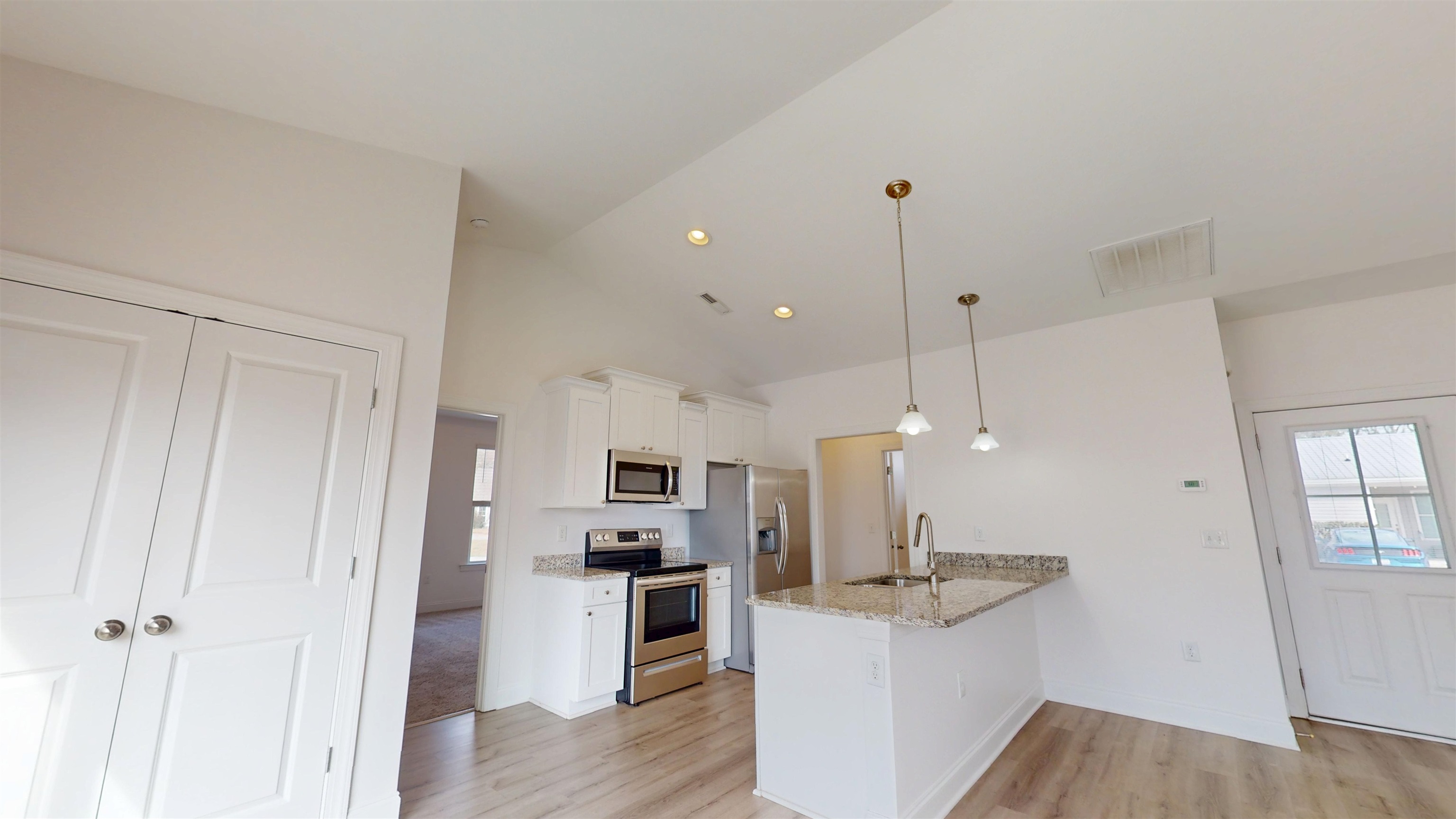 24 Wimbledon Ct. Property Photo 13