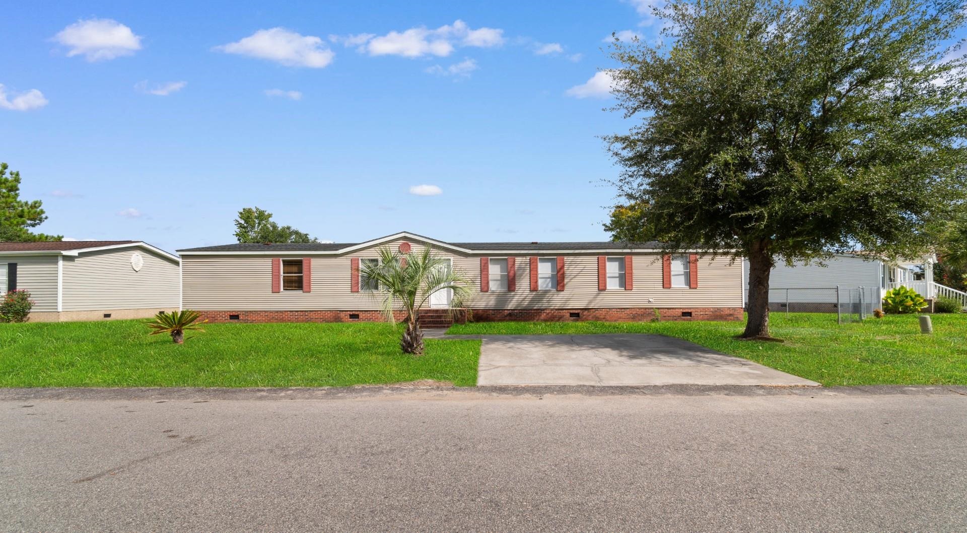 8625 Bragg Dr. Property Photo 1