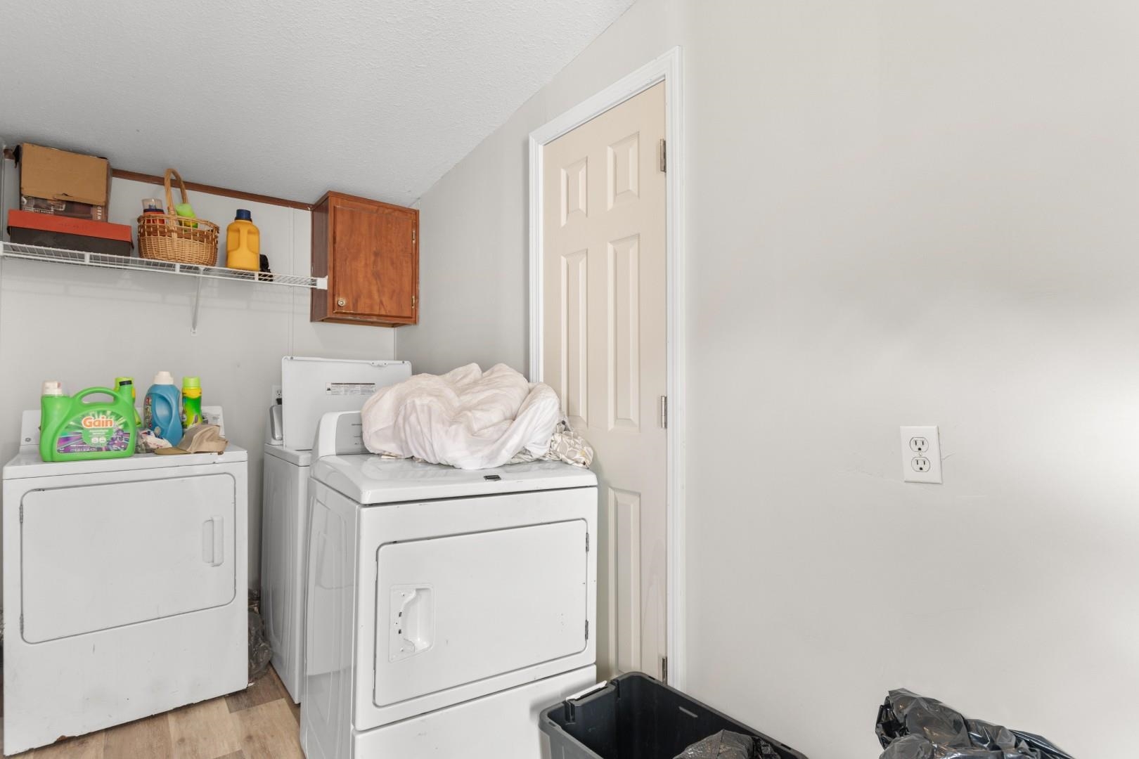 8625 Bragg Dr. Property Photo 29