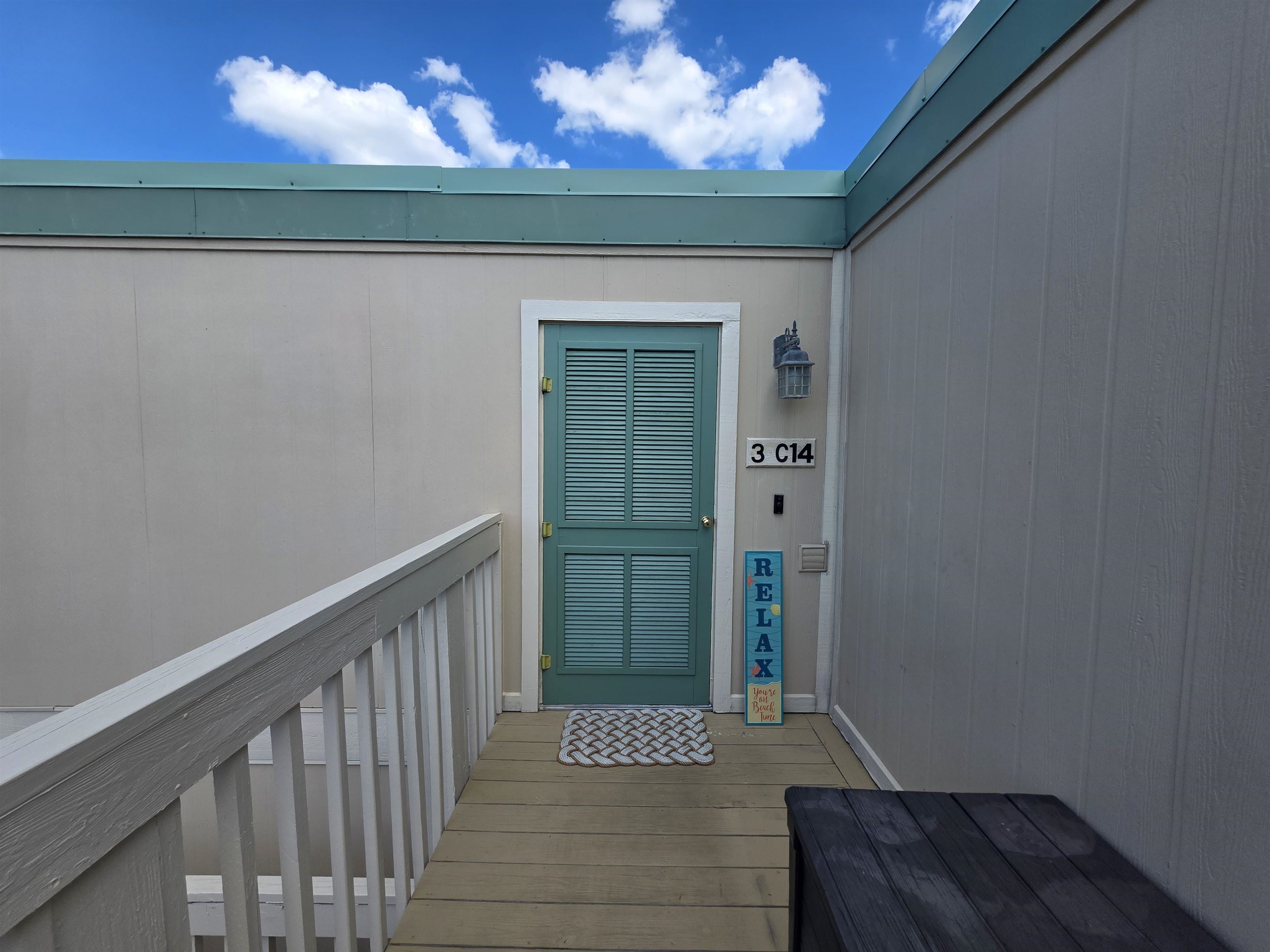 9661 Shore Dr. Property Photo 10