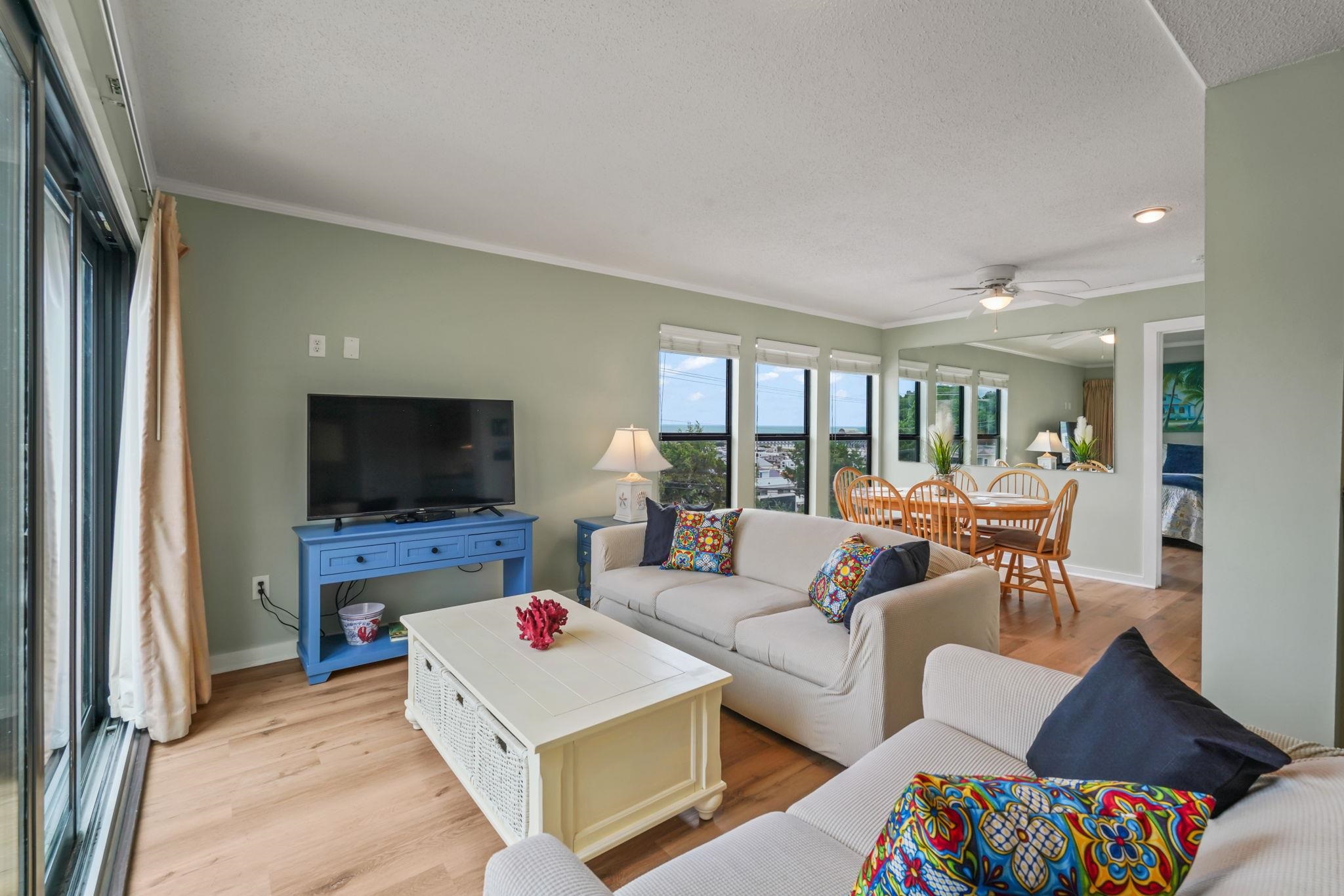 9661 Shore Dr. Property Photo 14