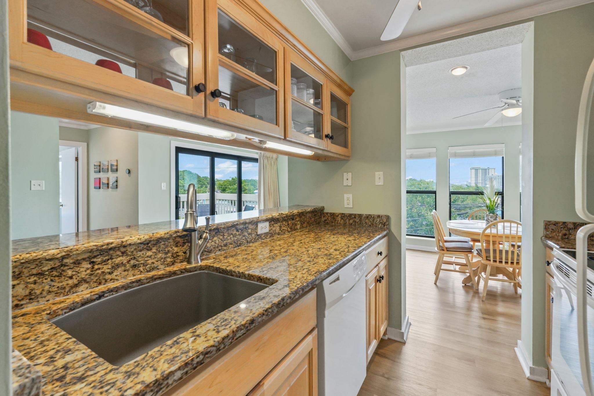 9661 Shore Dr. Property Photo 33
