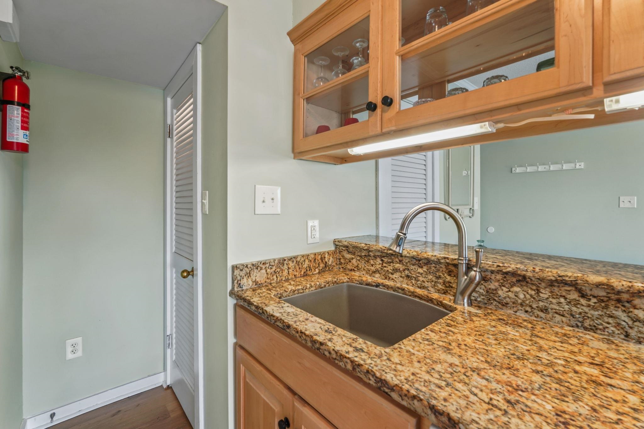 9661 Shore Dr. Property Photo 36