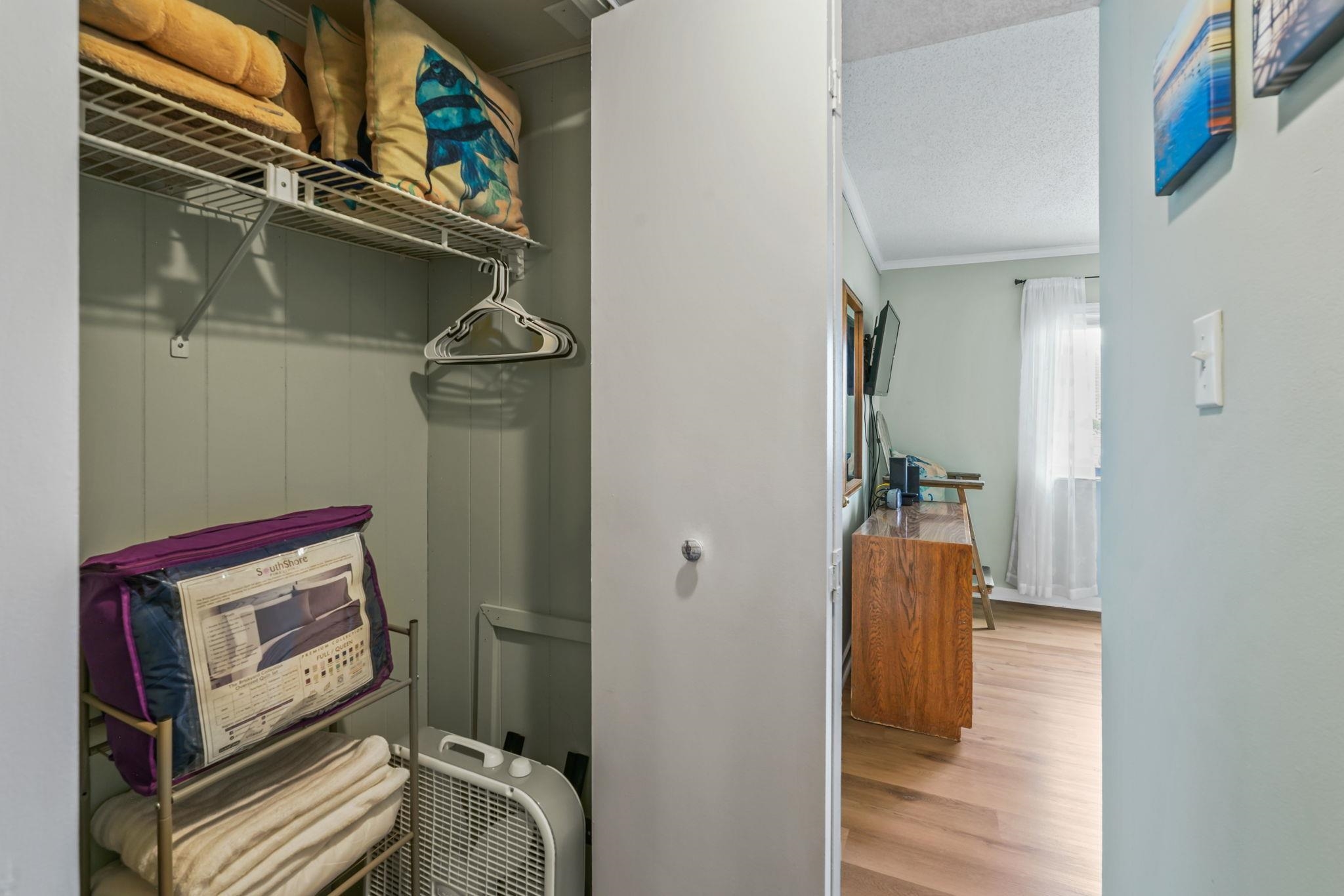 9661 Shore Dr. Property Photo 44