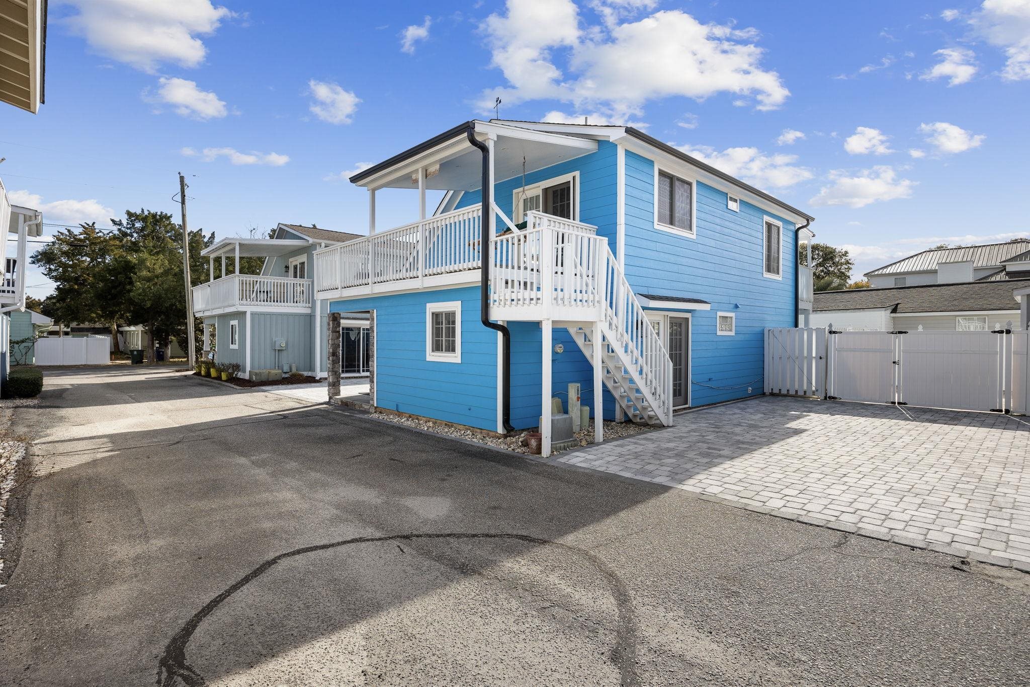 3902 Dunes Dr. Property Photo 49