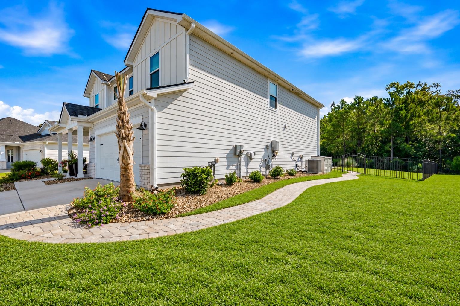 2459 Copper Creek Loop Property Photo 5