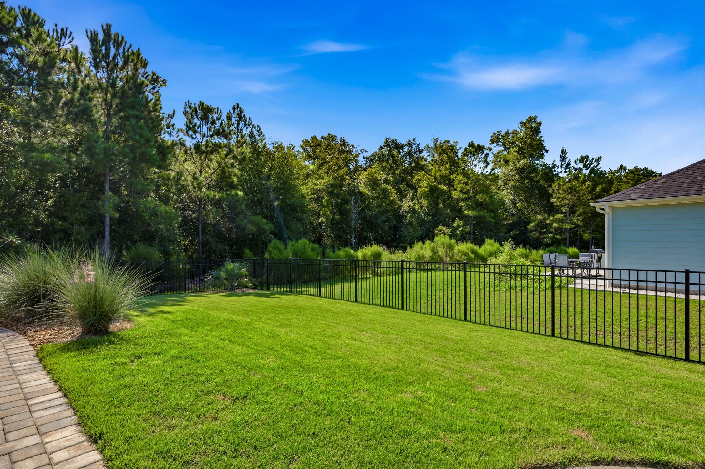 2459 Copper Creek Loop Property Photo 8
