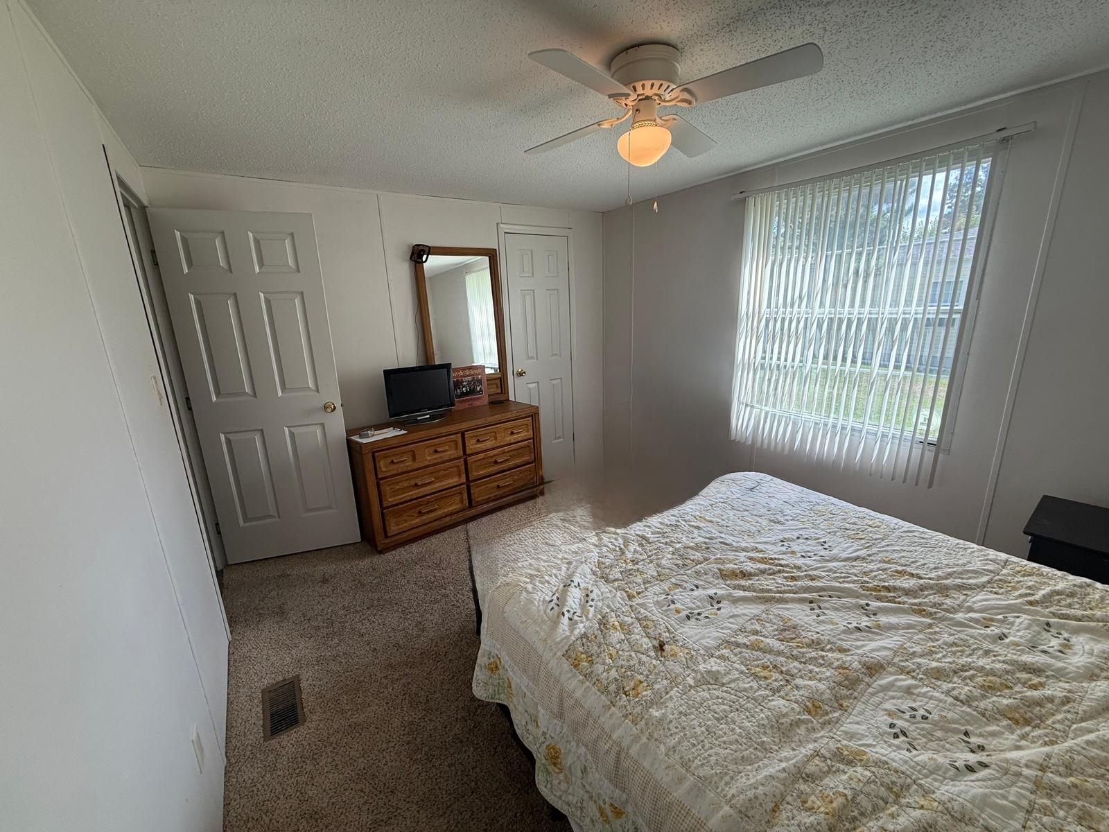 980 Highway 747 Property Photo 14