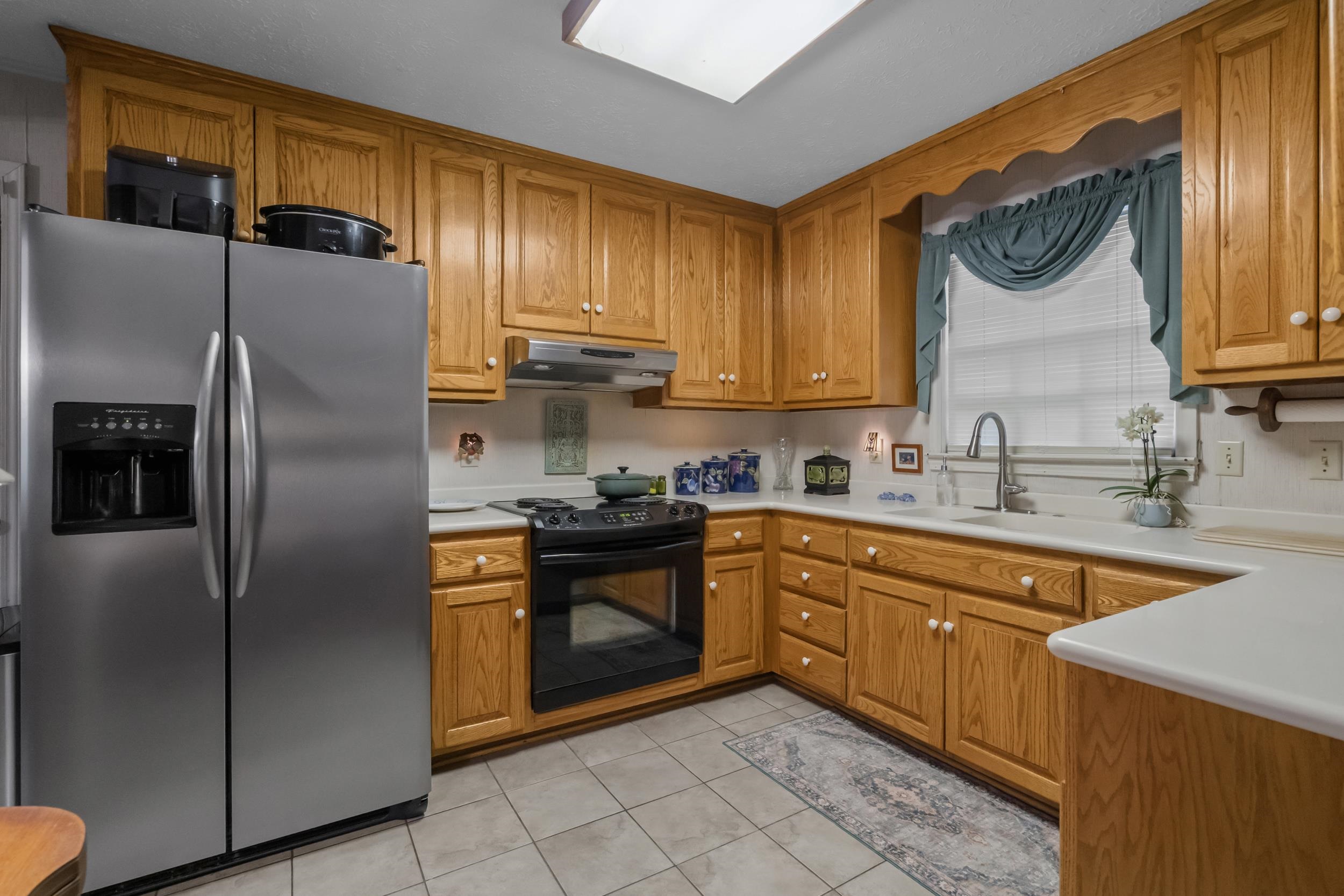 313 N Oak Dr. Property Photo 17