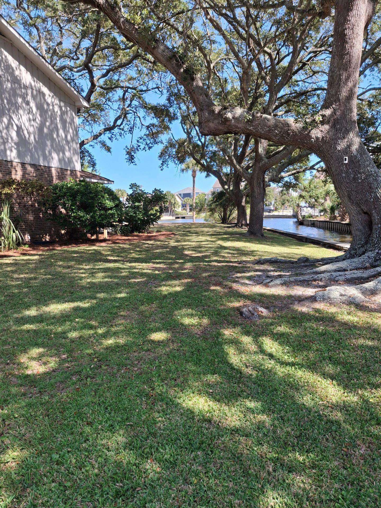 313 N Oak Dr. Property Photo 45