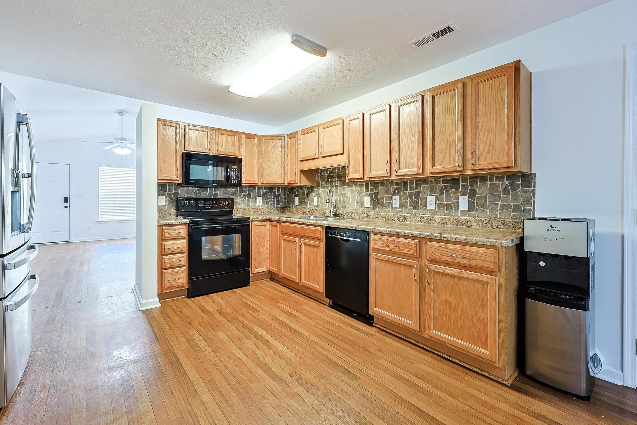 320 Sean River Rd. Property Photo 7