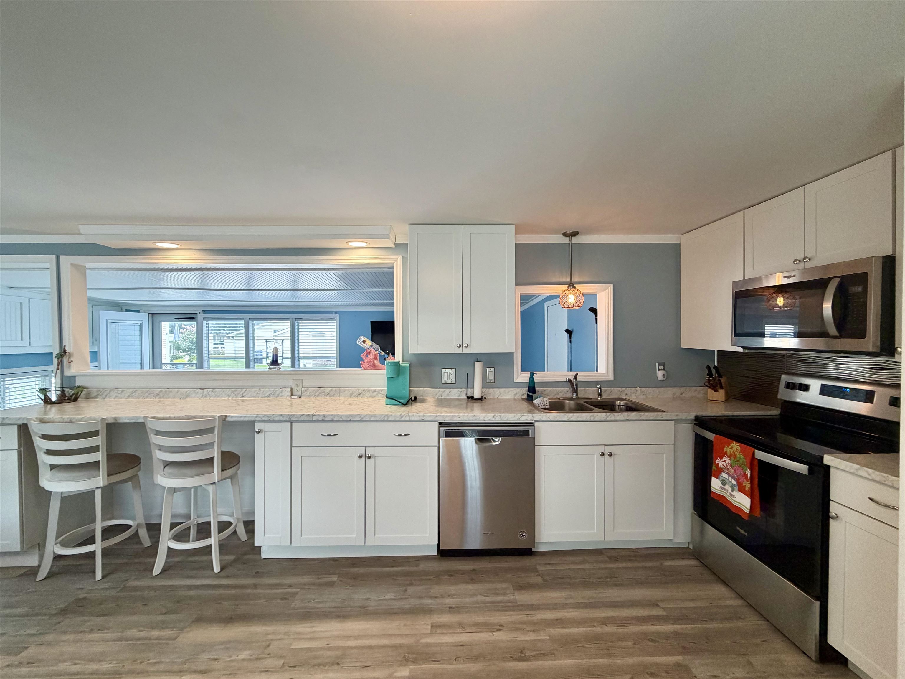 2051 Curlew Dr. Property Photo 13