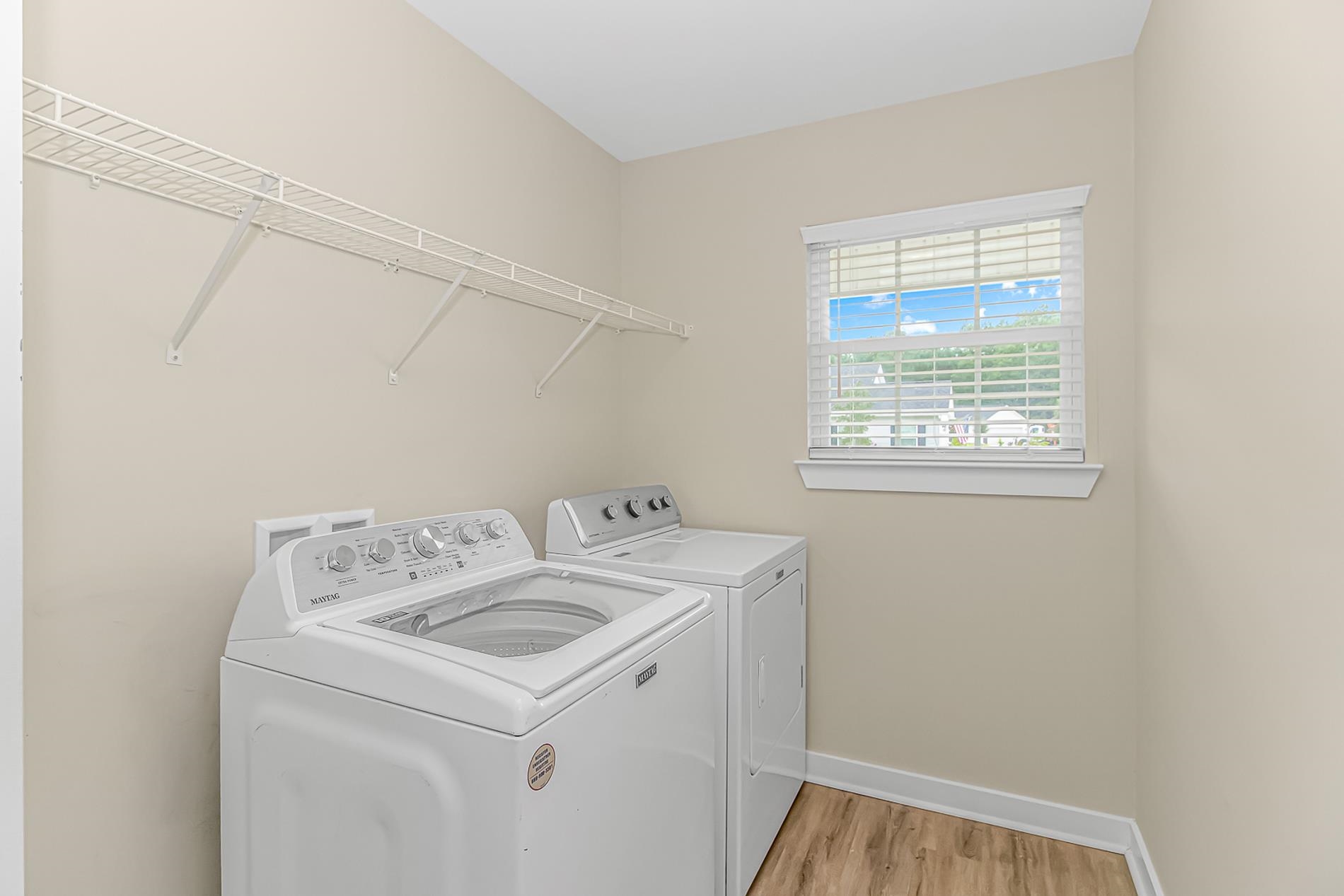 1430 Heirloom Dr. Property Photo 10