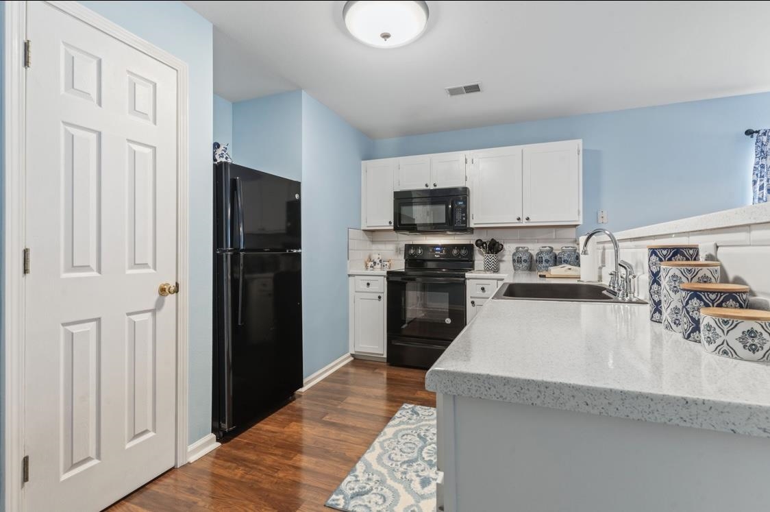 1274 River Oaks Dr. Property Photo 10
