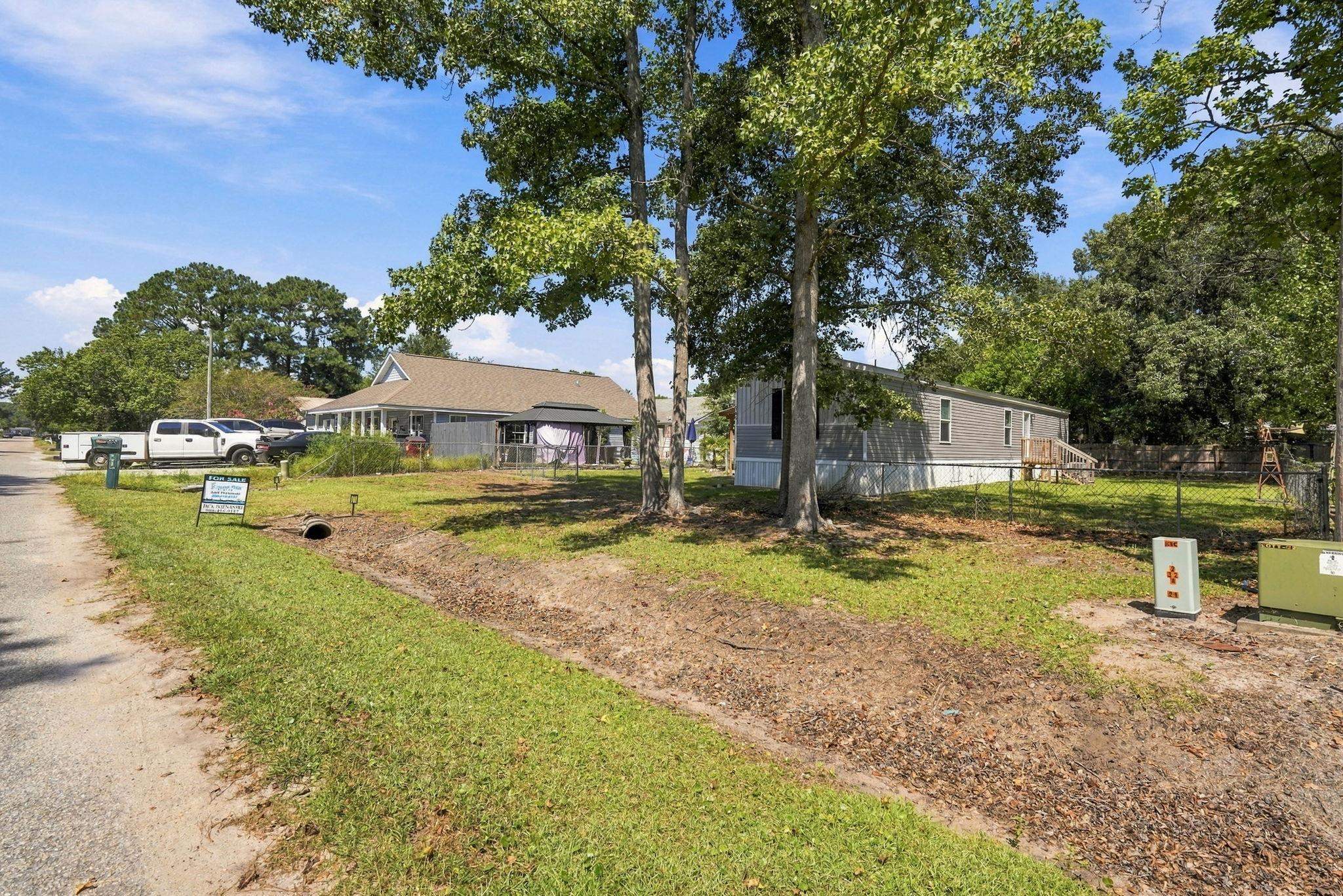 565 Summer Dr. Property Photo 7