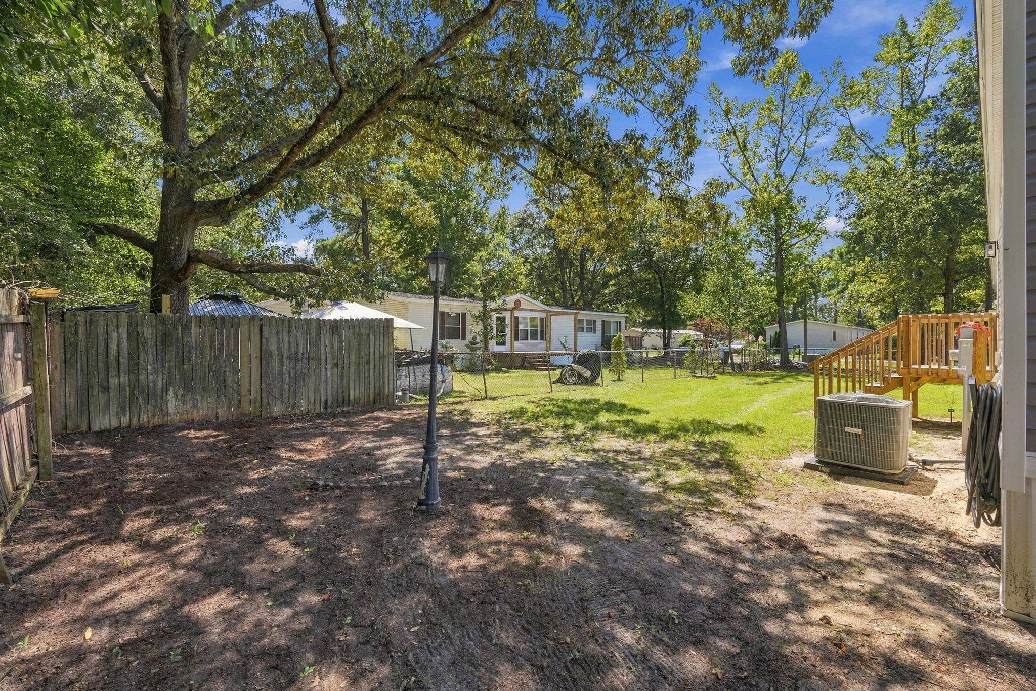 565 Summer Dr. Property Photo 14