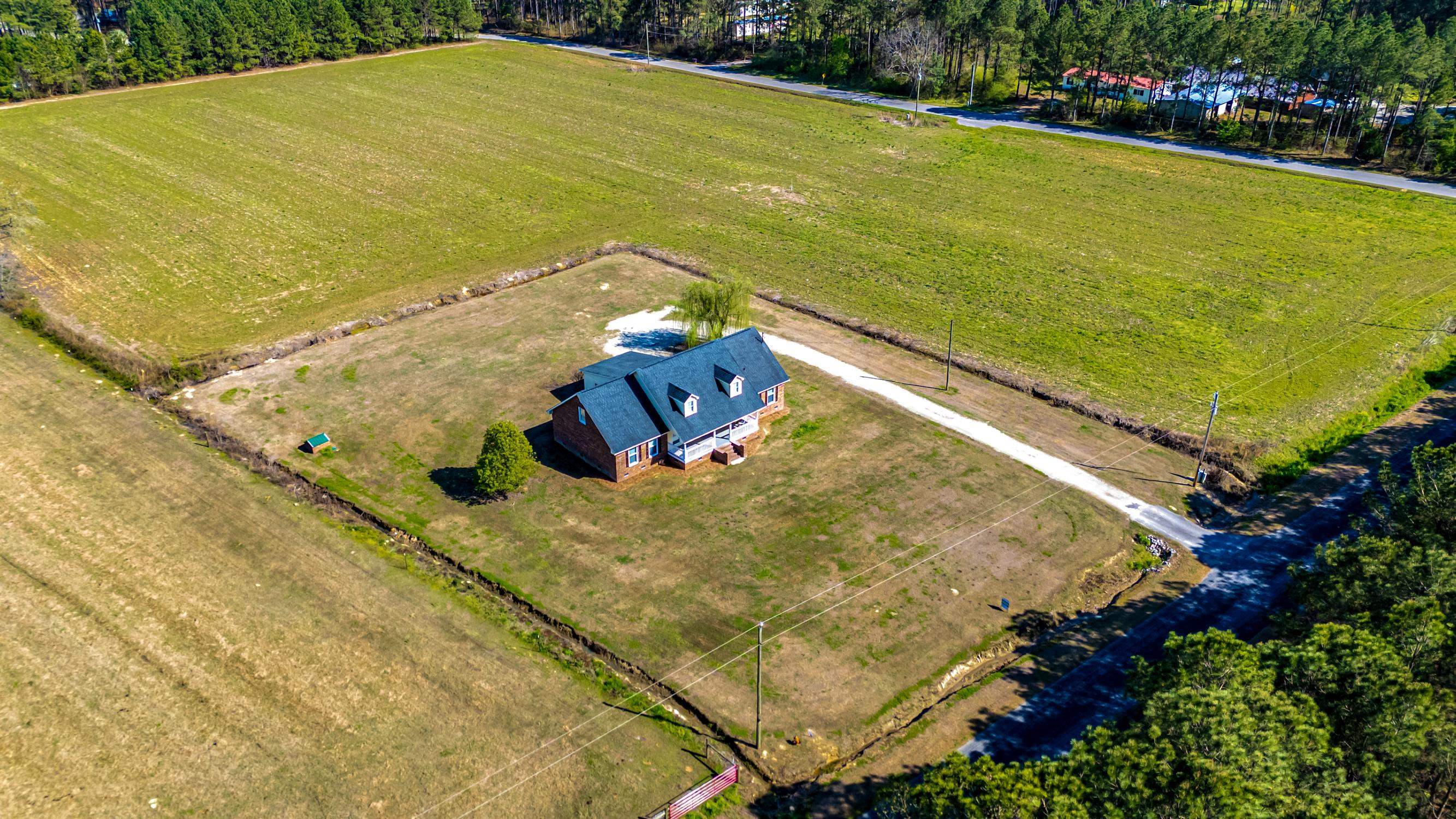 2851 Highway 984 Property Photo 1