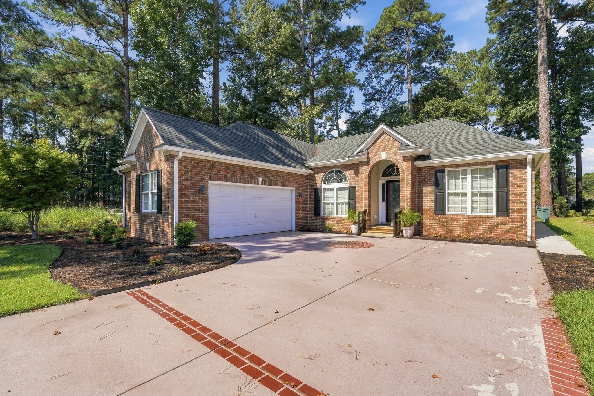 1186 N Blackmoor Dr. Property Photo 1