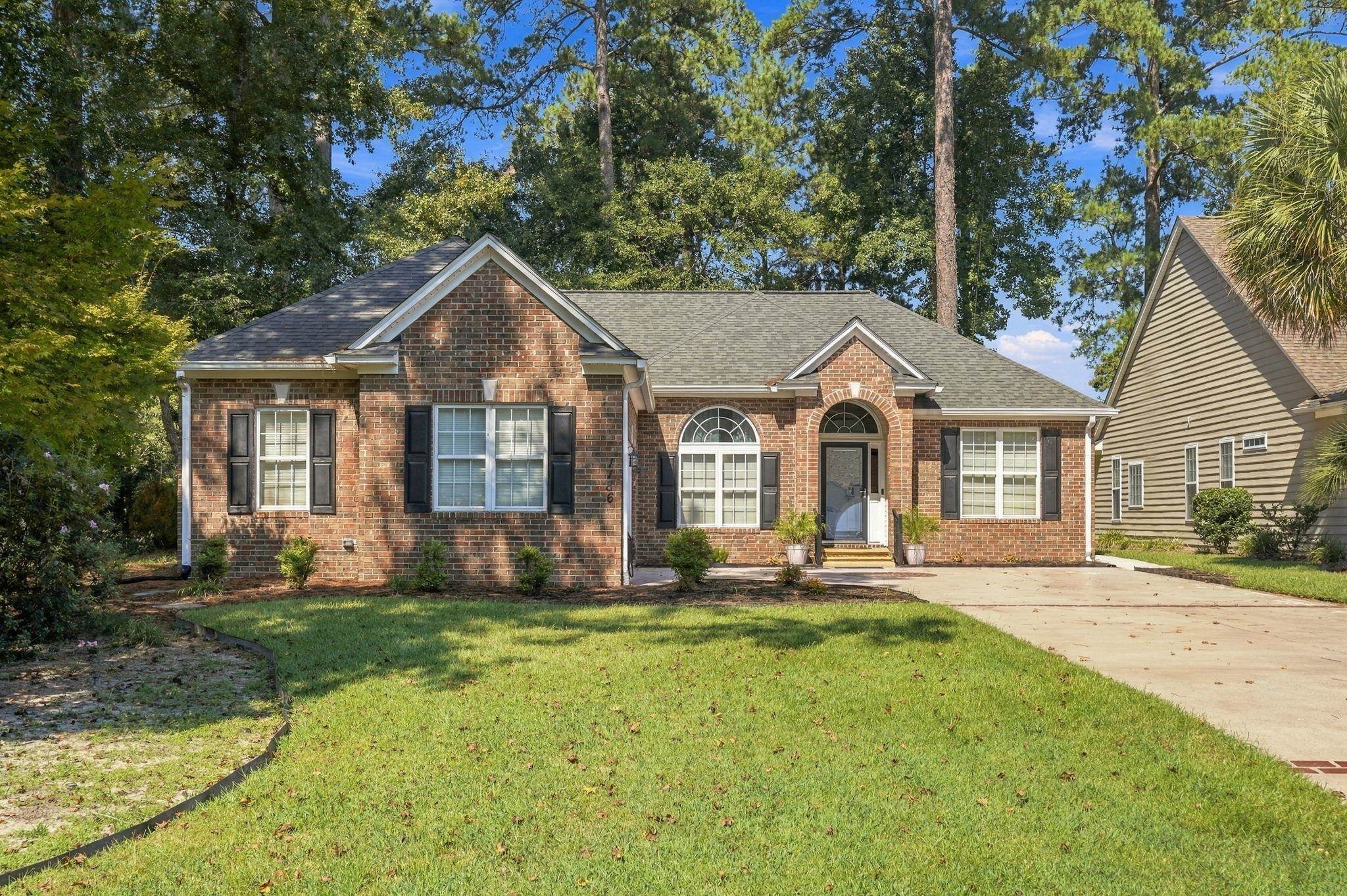 1186 N Blackmoor Dr. Property Photo 42