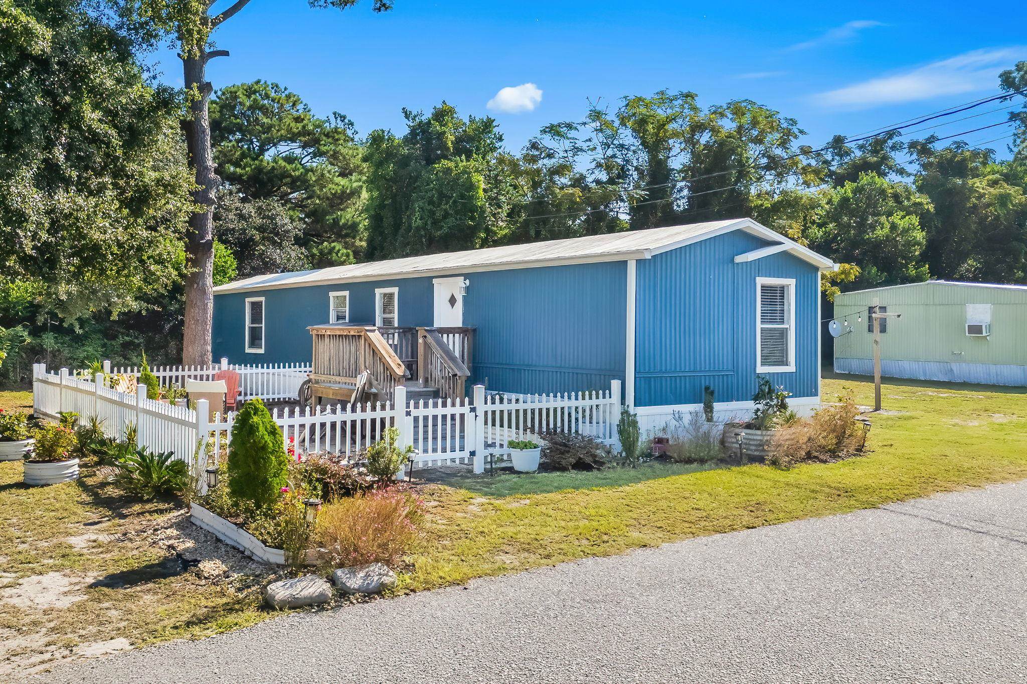 4125 Little River Rd. Property Photo 4