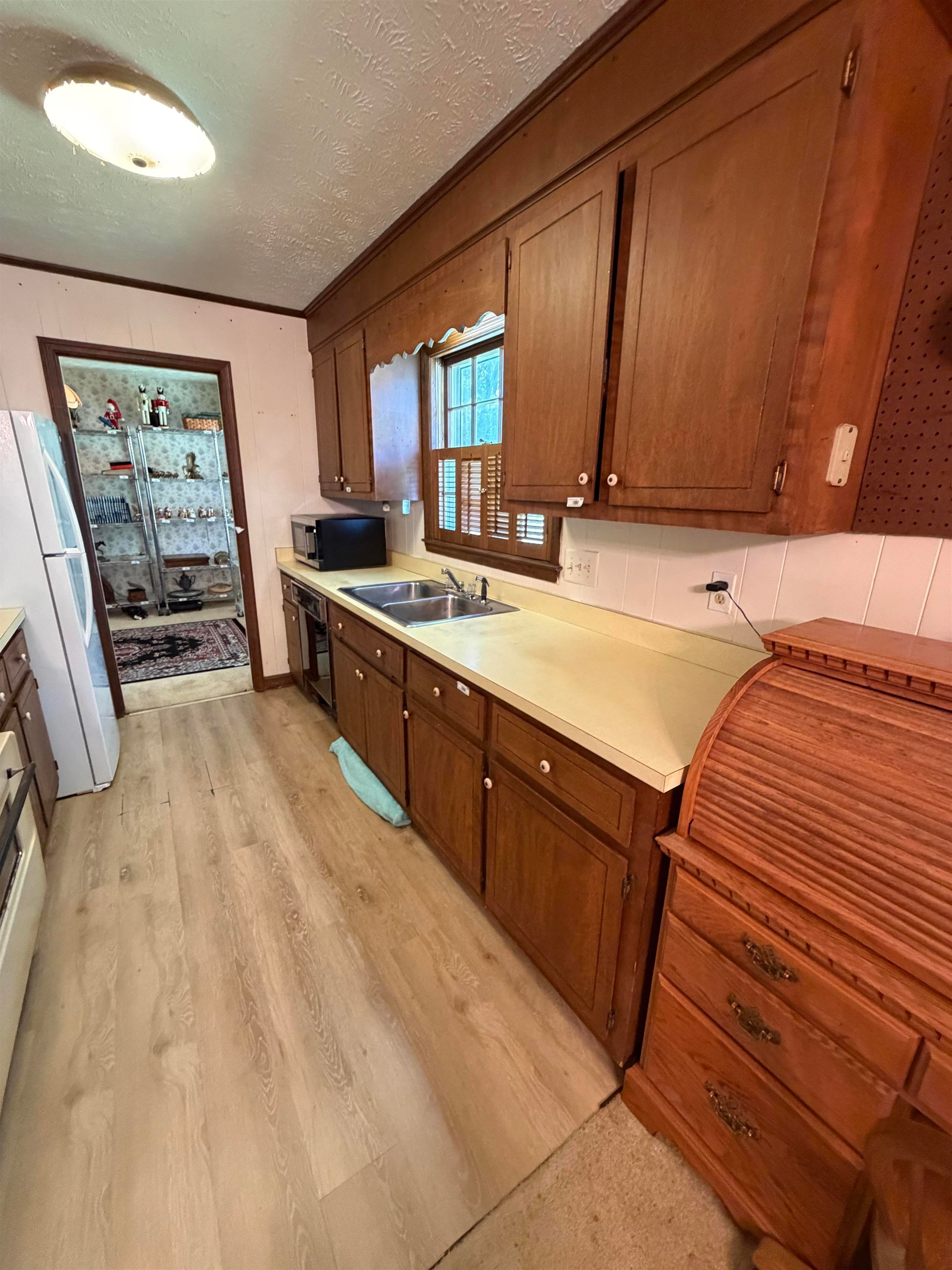 1003 Lakeside Dr. Property Photo 20