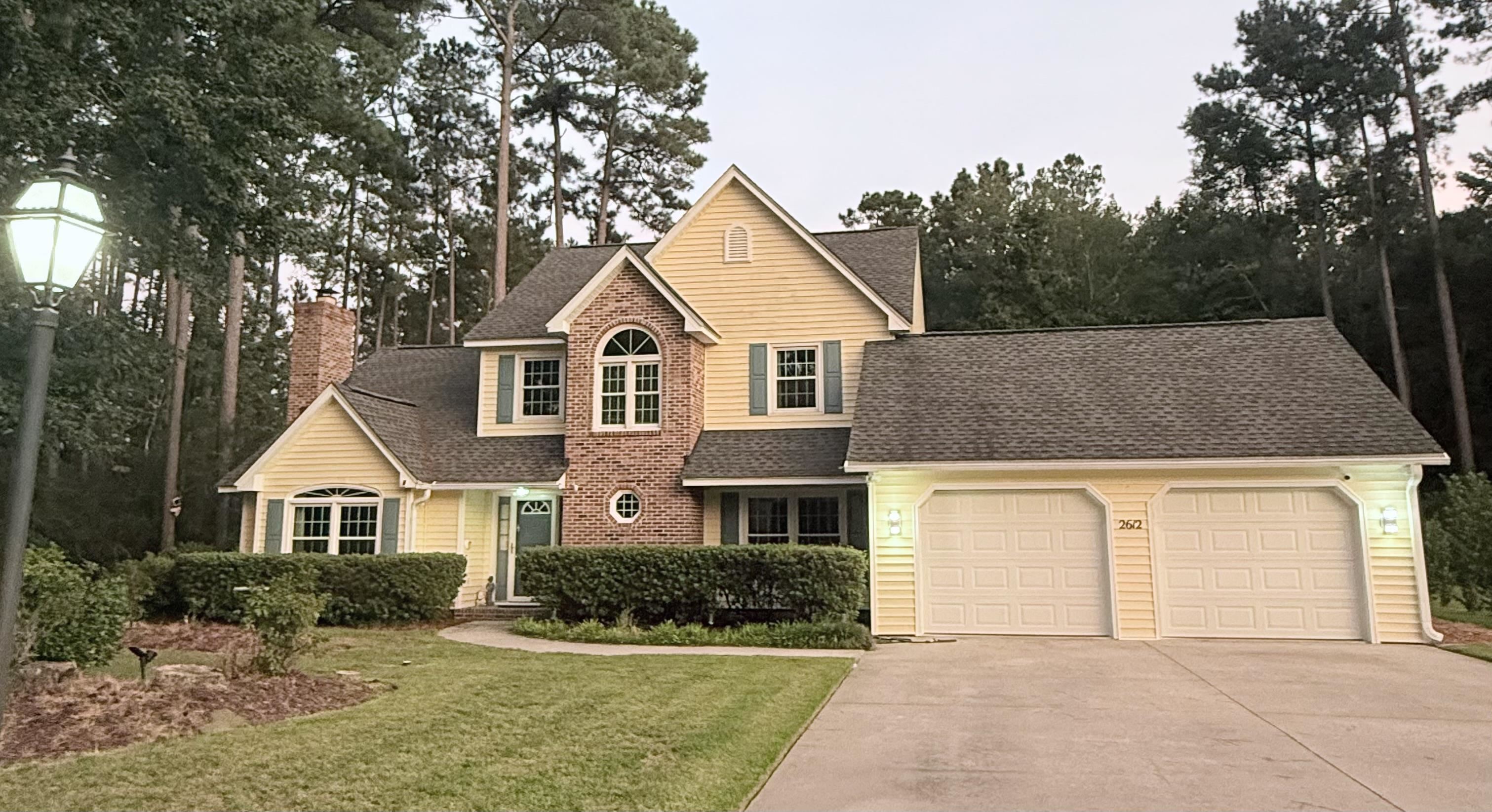 2612 Brick Dr. Property Photo 1