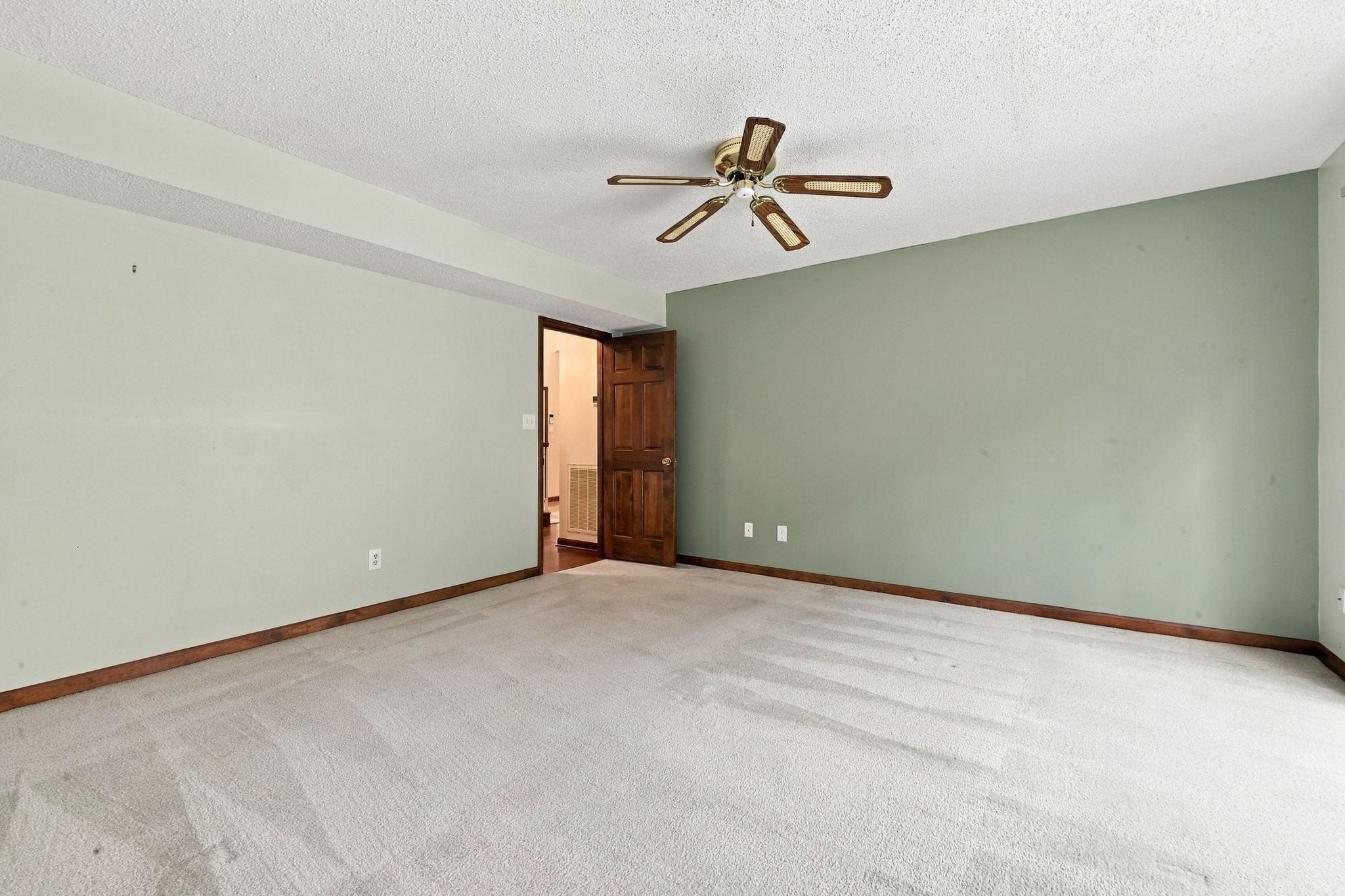 2612 Brick Dr. Property Photo 16