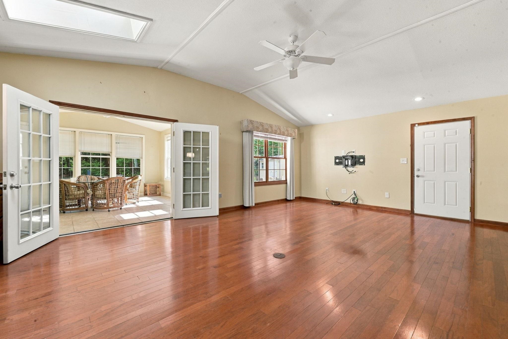 2612 Brick Dr. Property Photo 27
