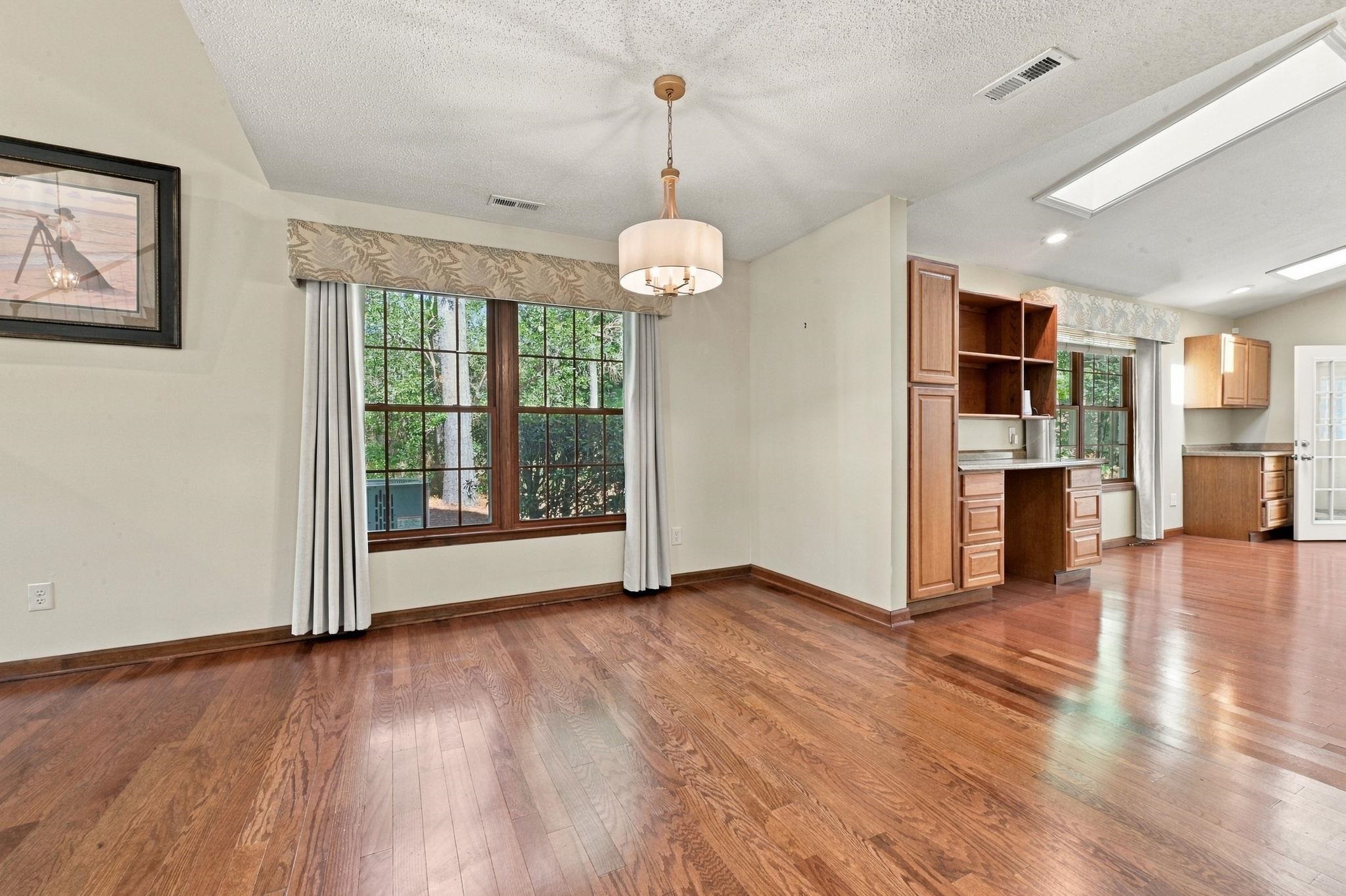 2612 Brick Dr. Property Photo 37