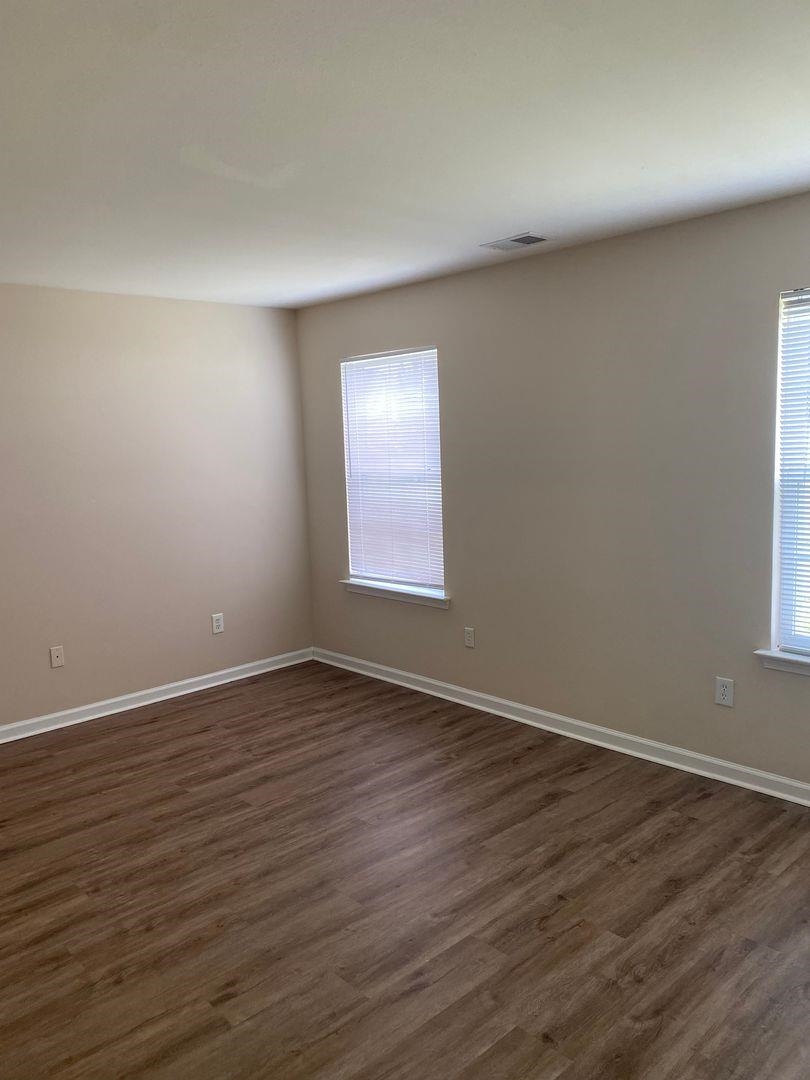 2525 Whetstone Ln. Property Photo 2