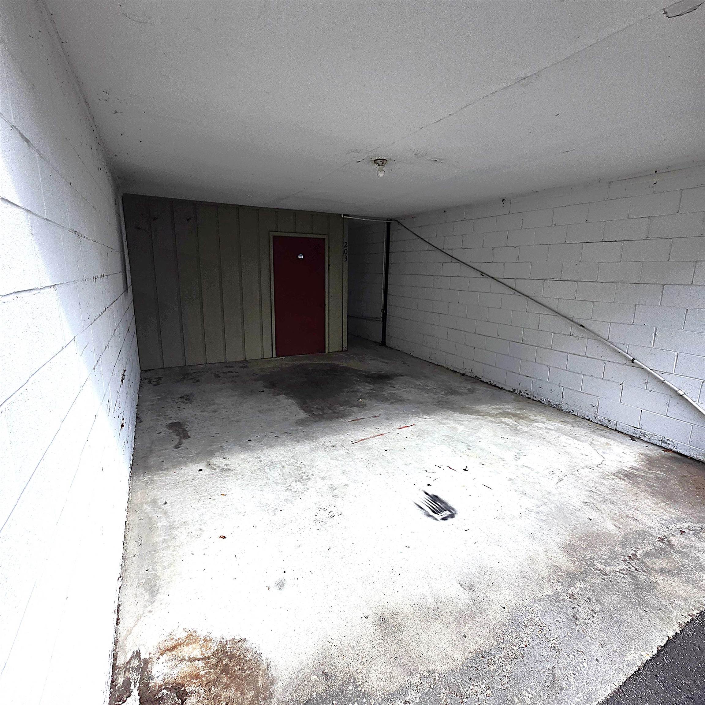 603 Wagon Wheel Rd. Property Photo 5