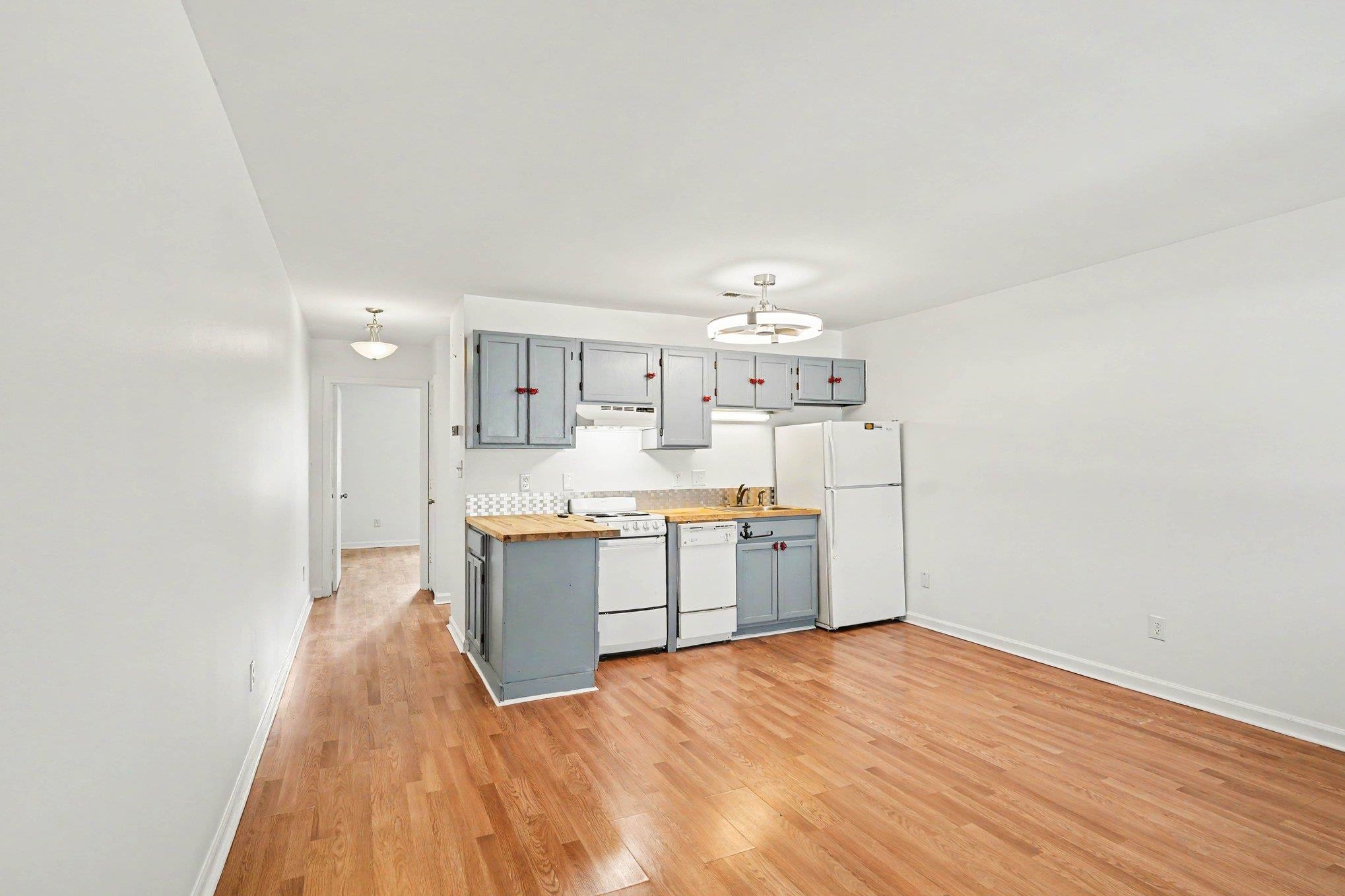 603 Wagon Wheel Rd. Property Photo 8